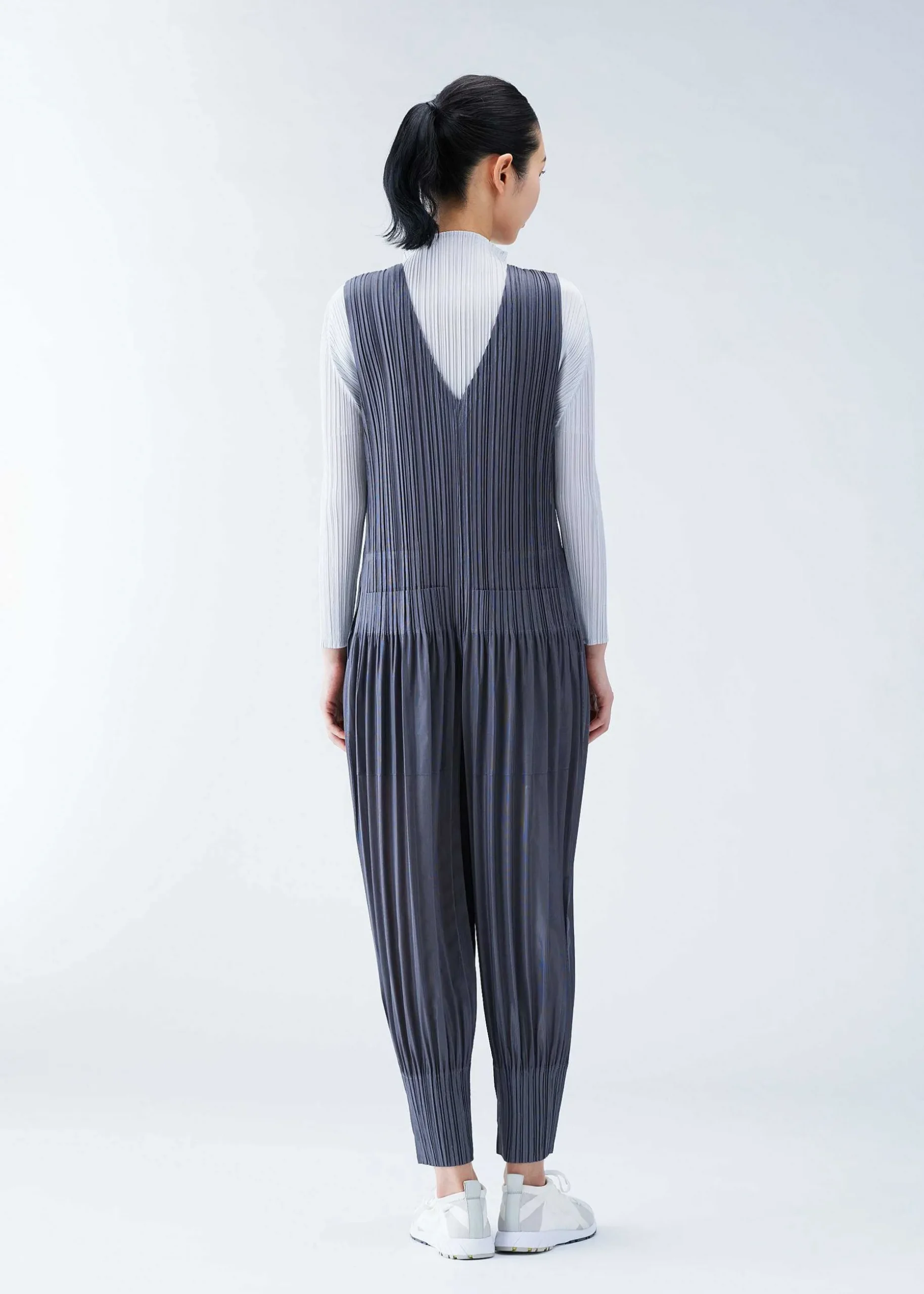 ISSEY MIYAKE Jumpsuits|Fluffy Basics