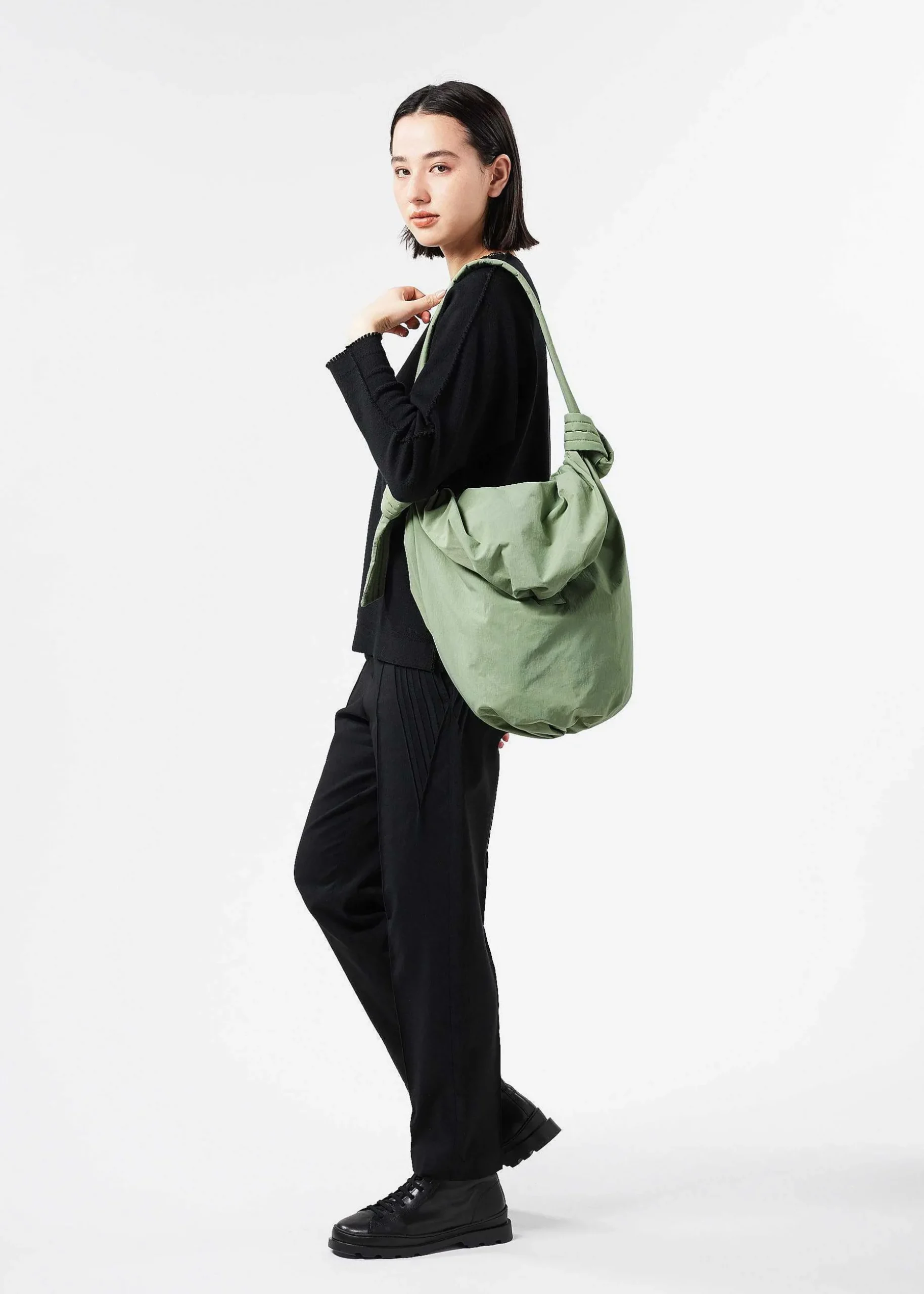 ISSEY MIYAKE Shoulder Bag|Fuwa Fuwa
