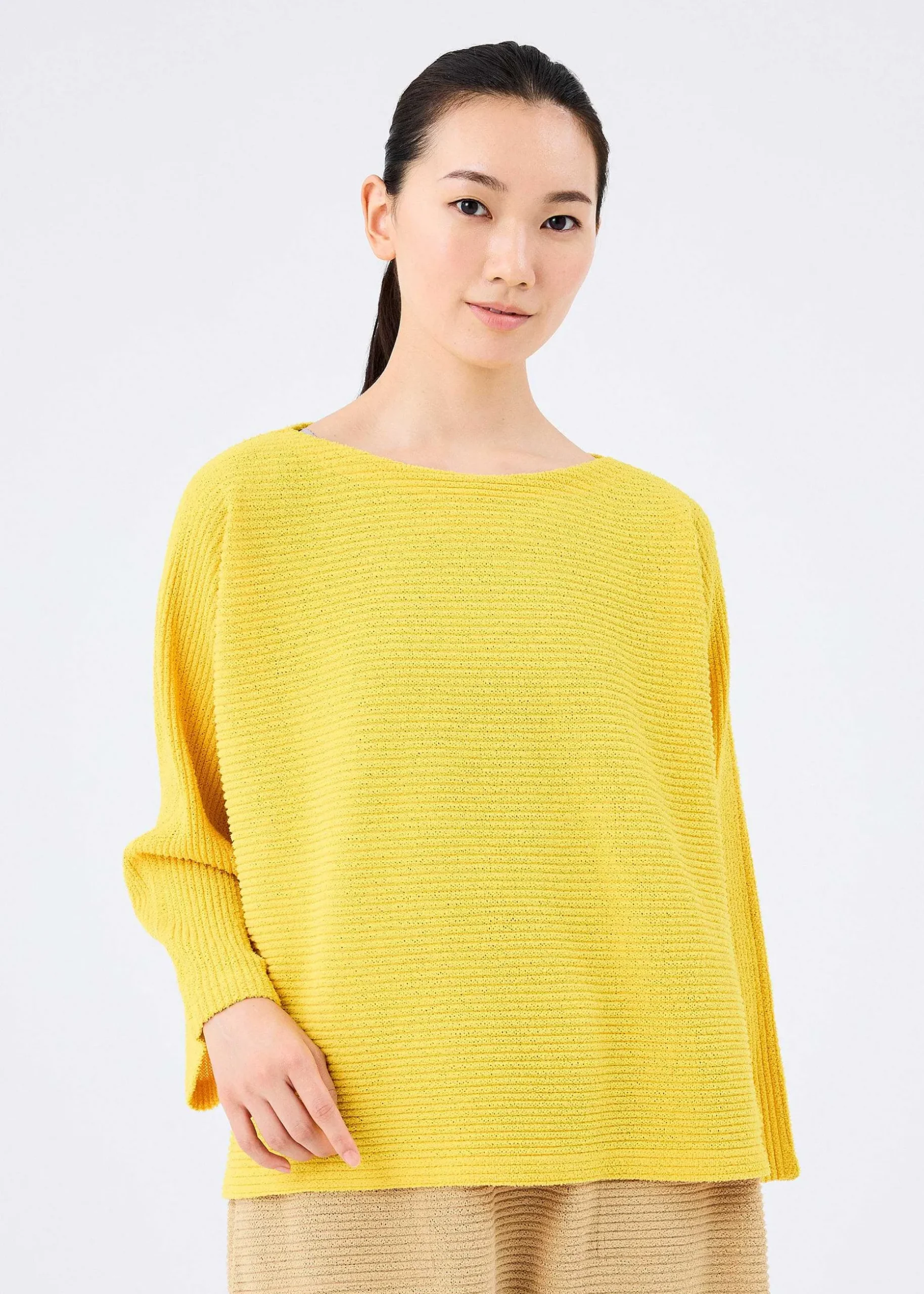 ISSEY MIYAKE Top|Fuwa Fuwa Mesh Pleats