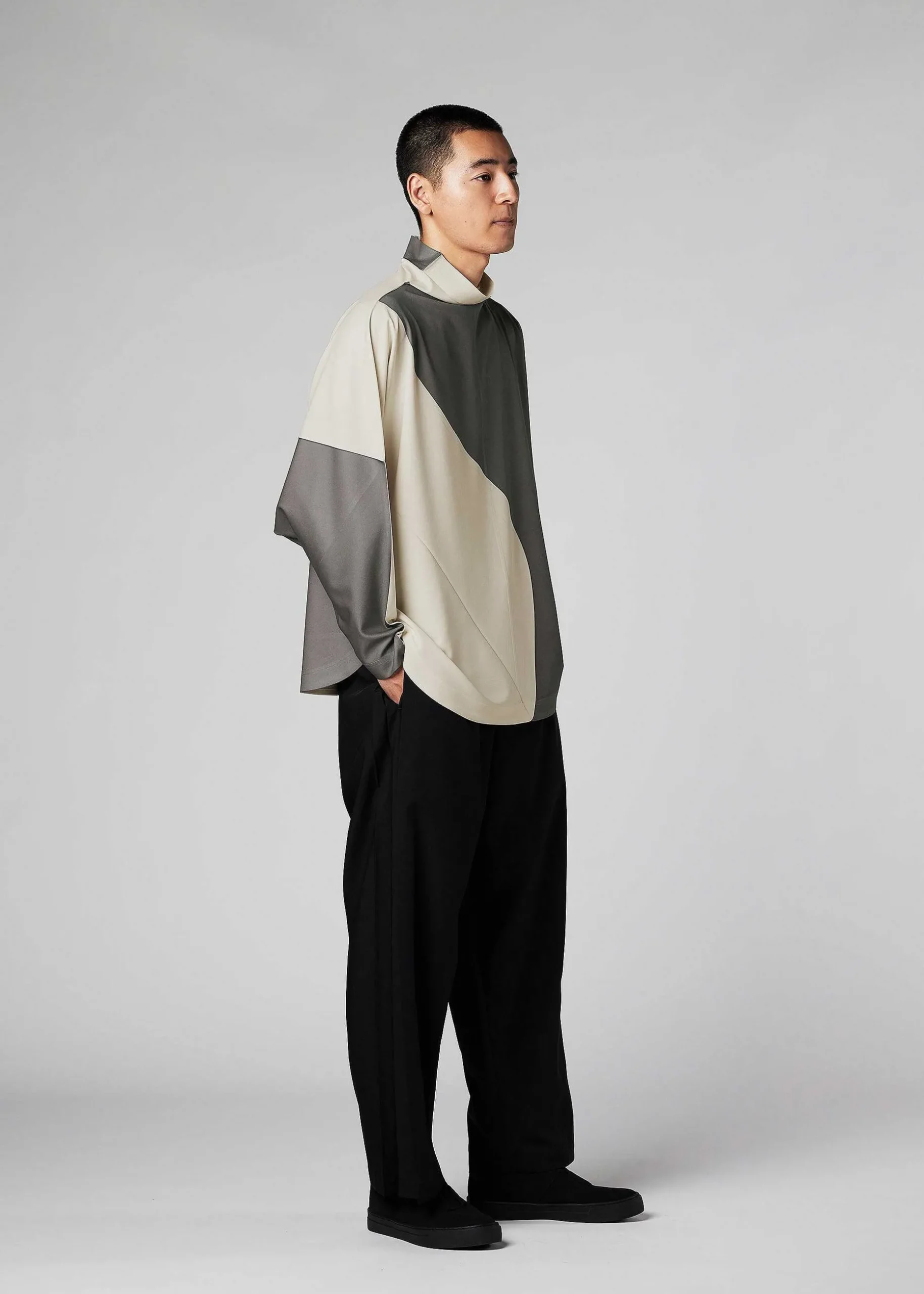 ISSEY MIYAKE Top|Geometry Jersey Stitch 1