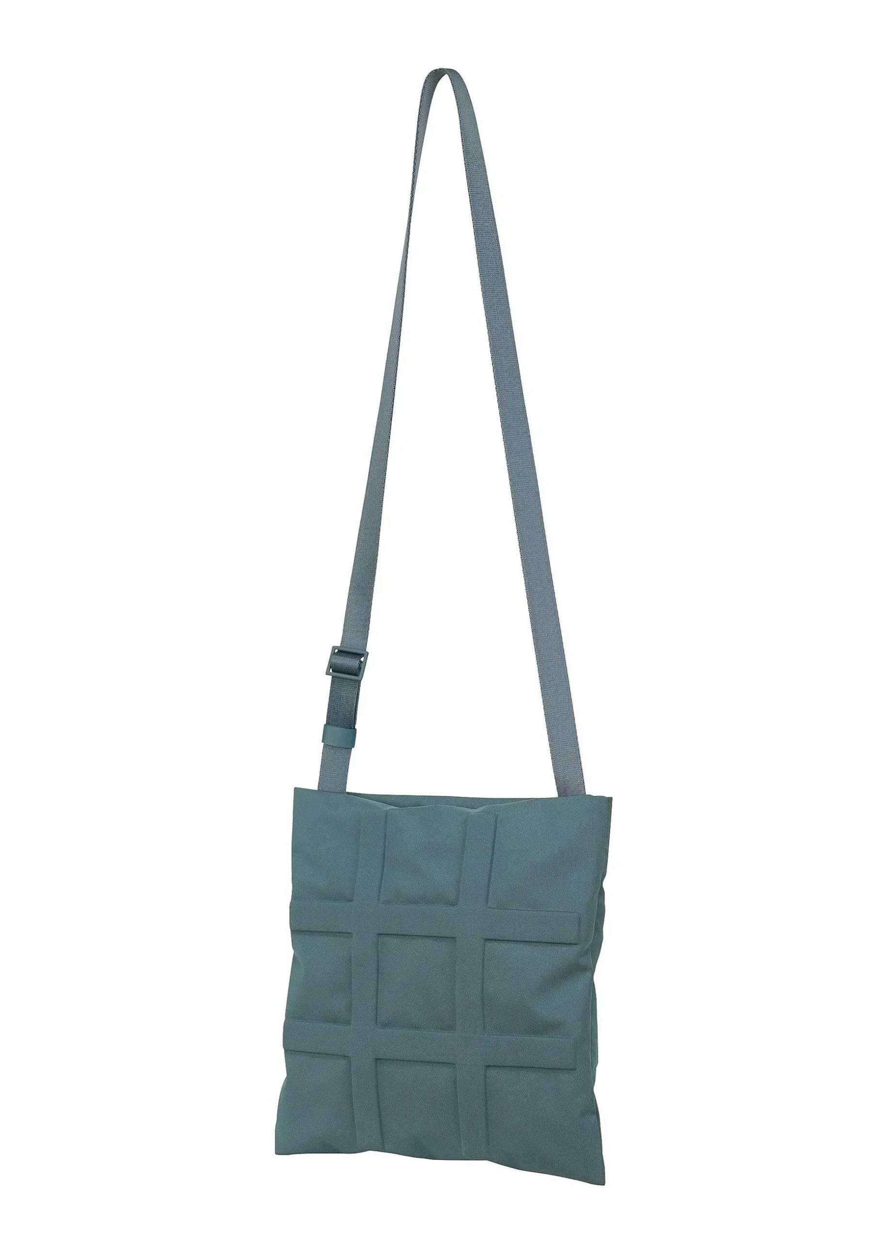 ISSEY MIYAKE Shoulder Bag|Grid