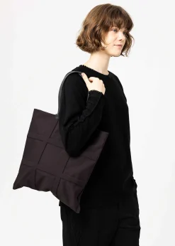ISSEY MIYAKE Tote Bag|Grid