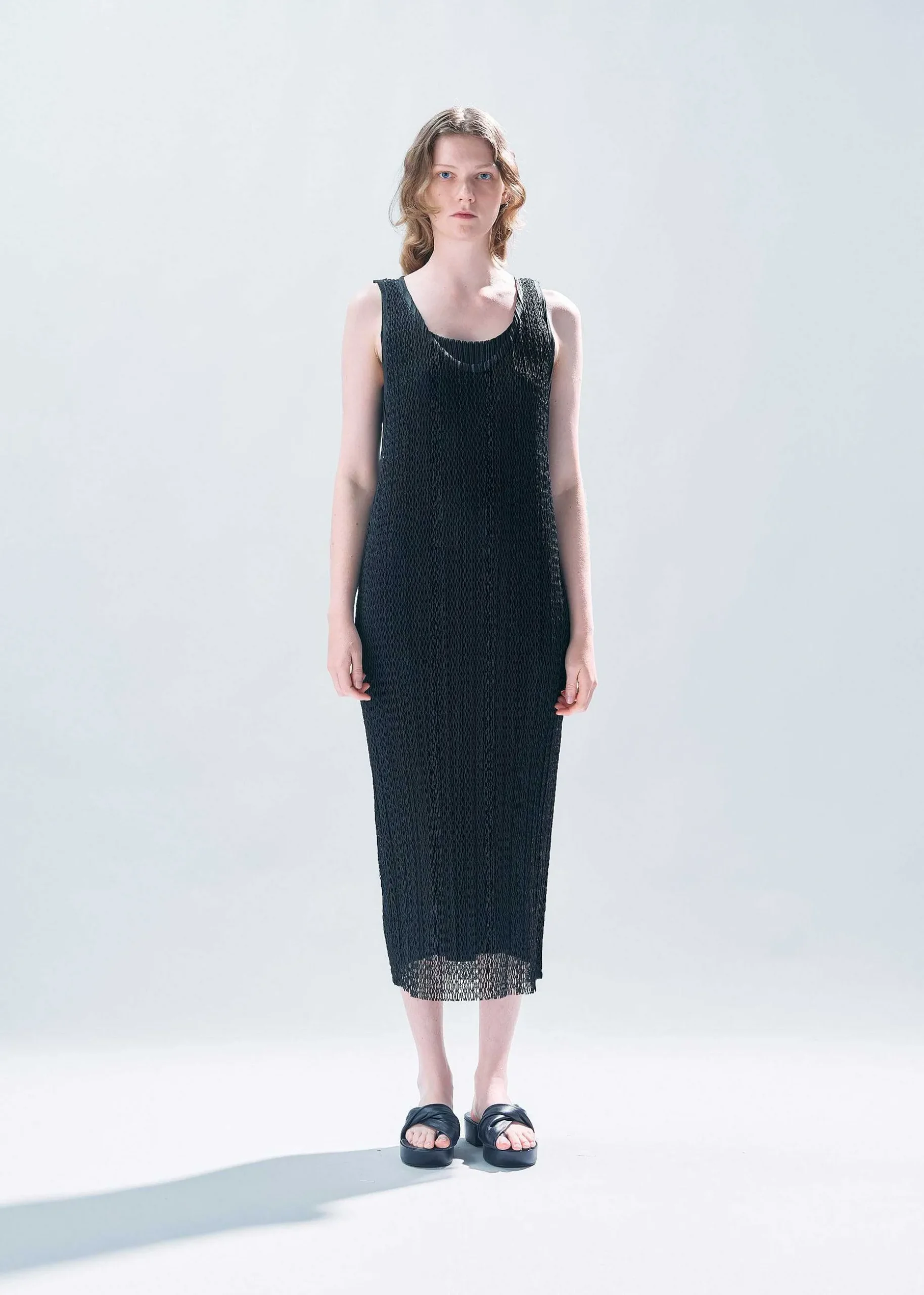 ISSEY MIYAKE Dress|Hatching Pleats 2