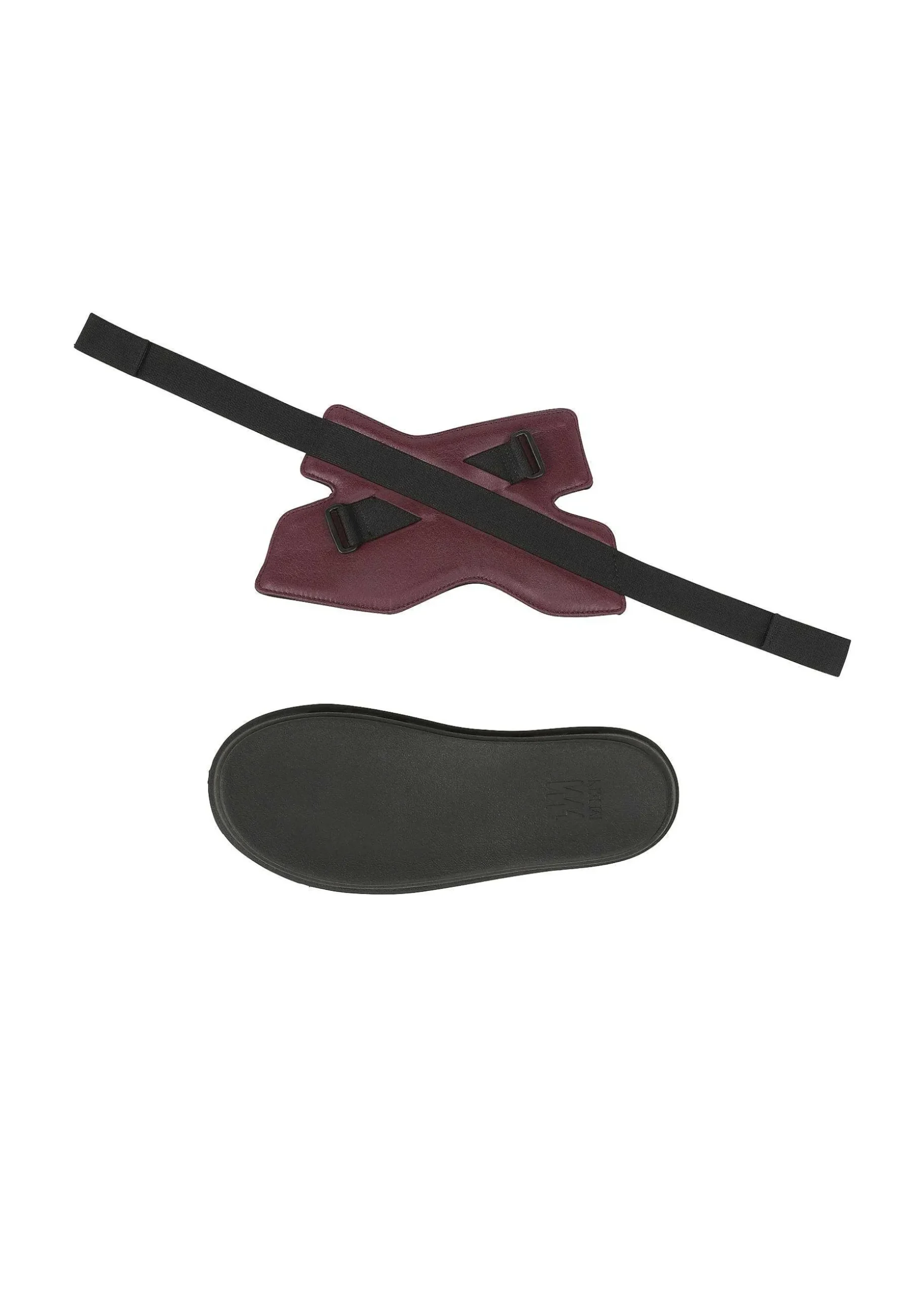 ISSEY MIYAKE Legwear & Shoes|Holds