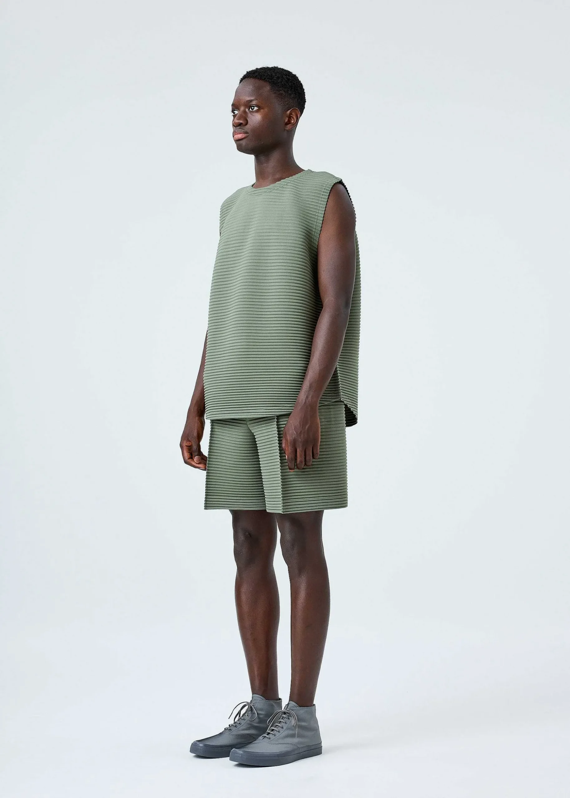 ISSEY MIYAKE Top|Horizon Pleats 2