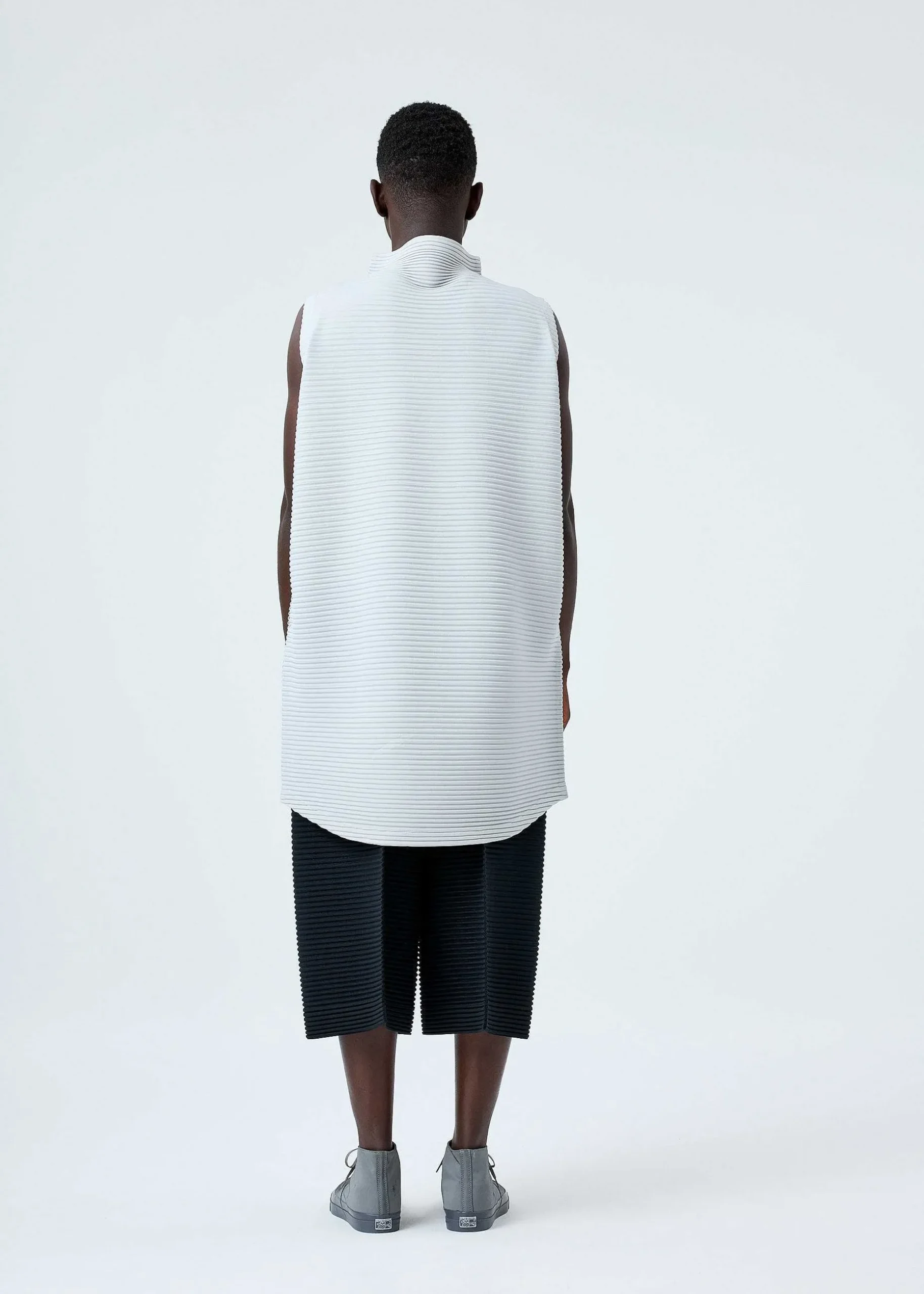 ISSEY MIYAKE Top|Horizon Pleats 2