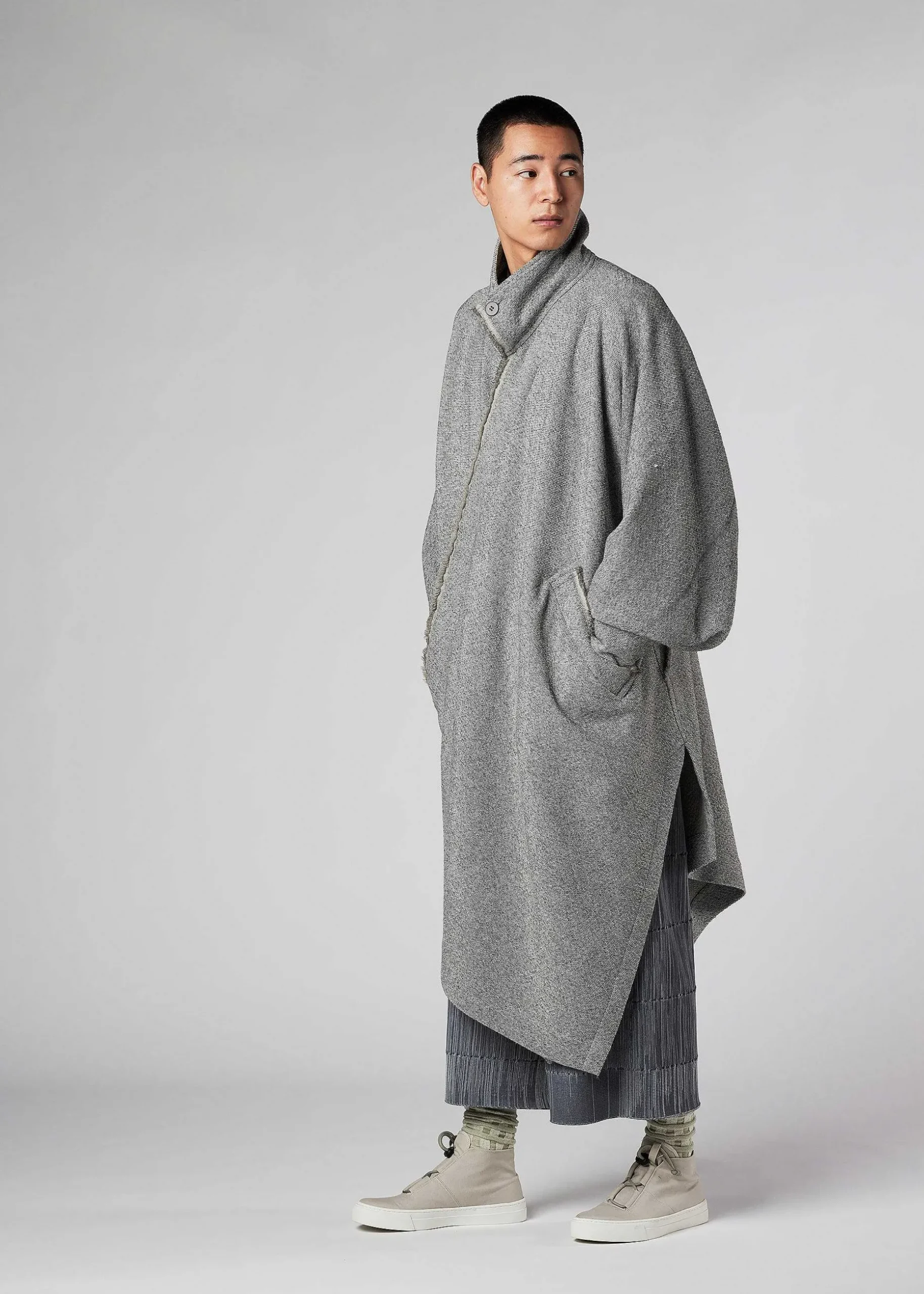 ISSEY MIYAKE Coat|Inside Out