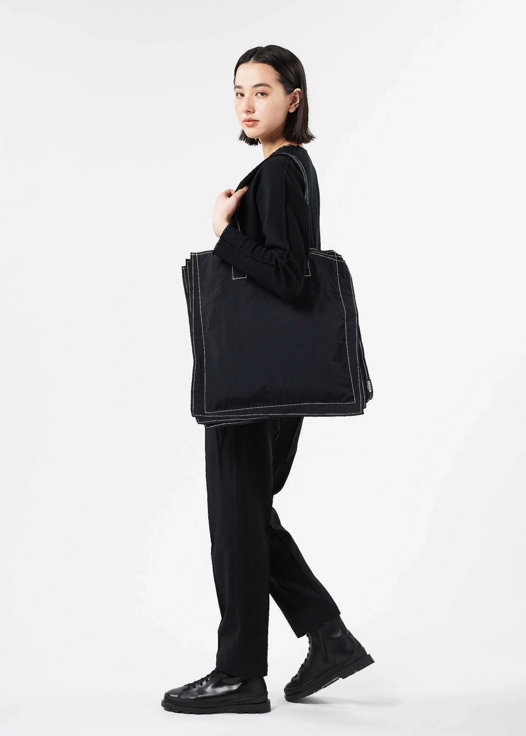 ISSEY MIYAKE Tote Bag|Irogami Solid