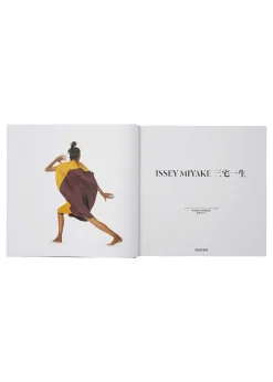 ISSEY MIYAKE Books| (Taschen) (No.01)