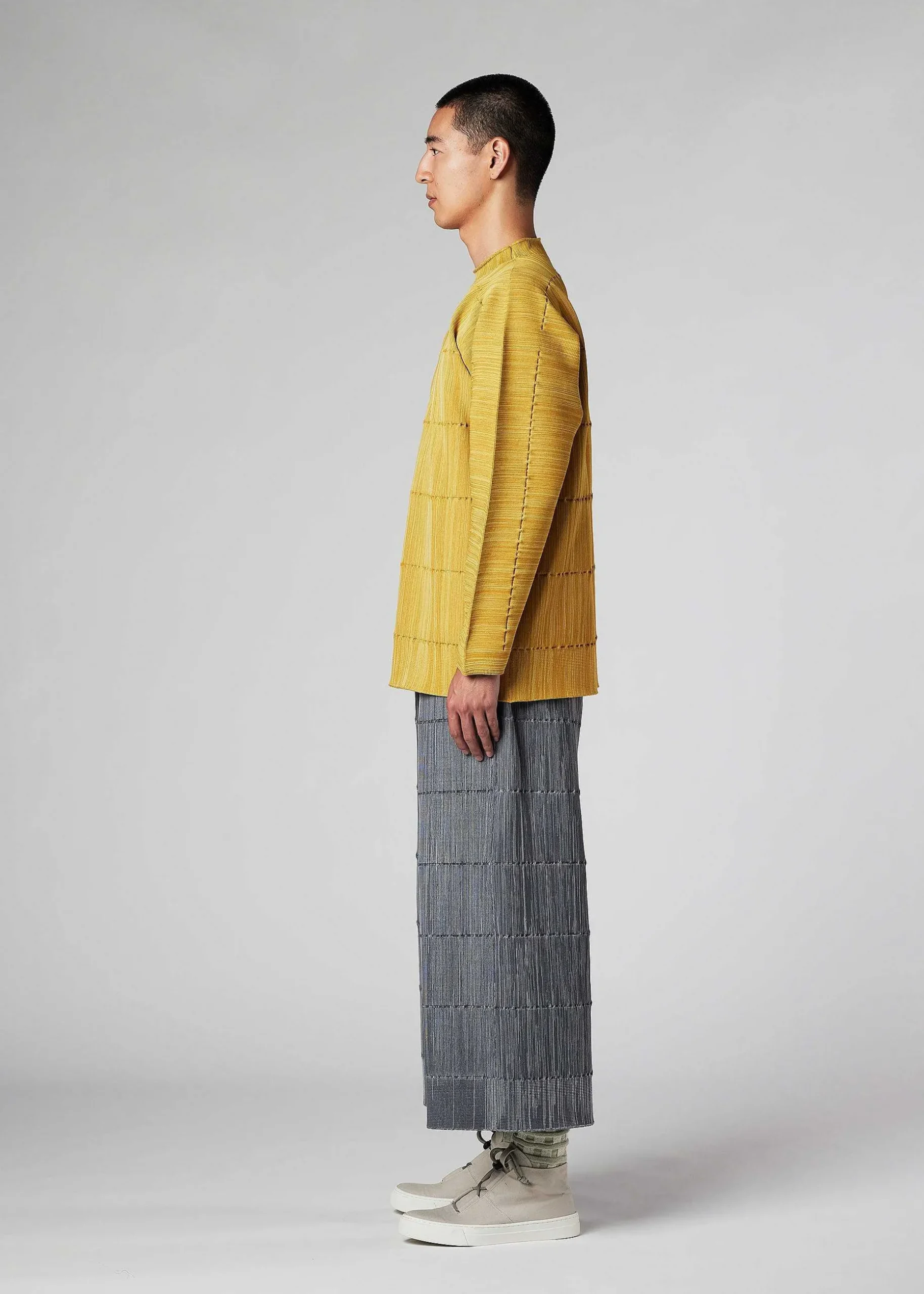 ISSEY MIYAKE Knitwear|Kasuri Knit