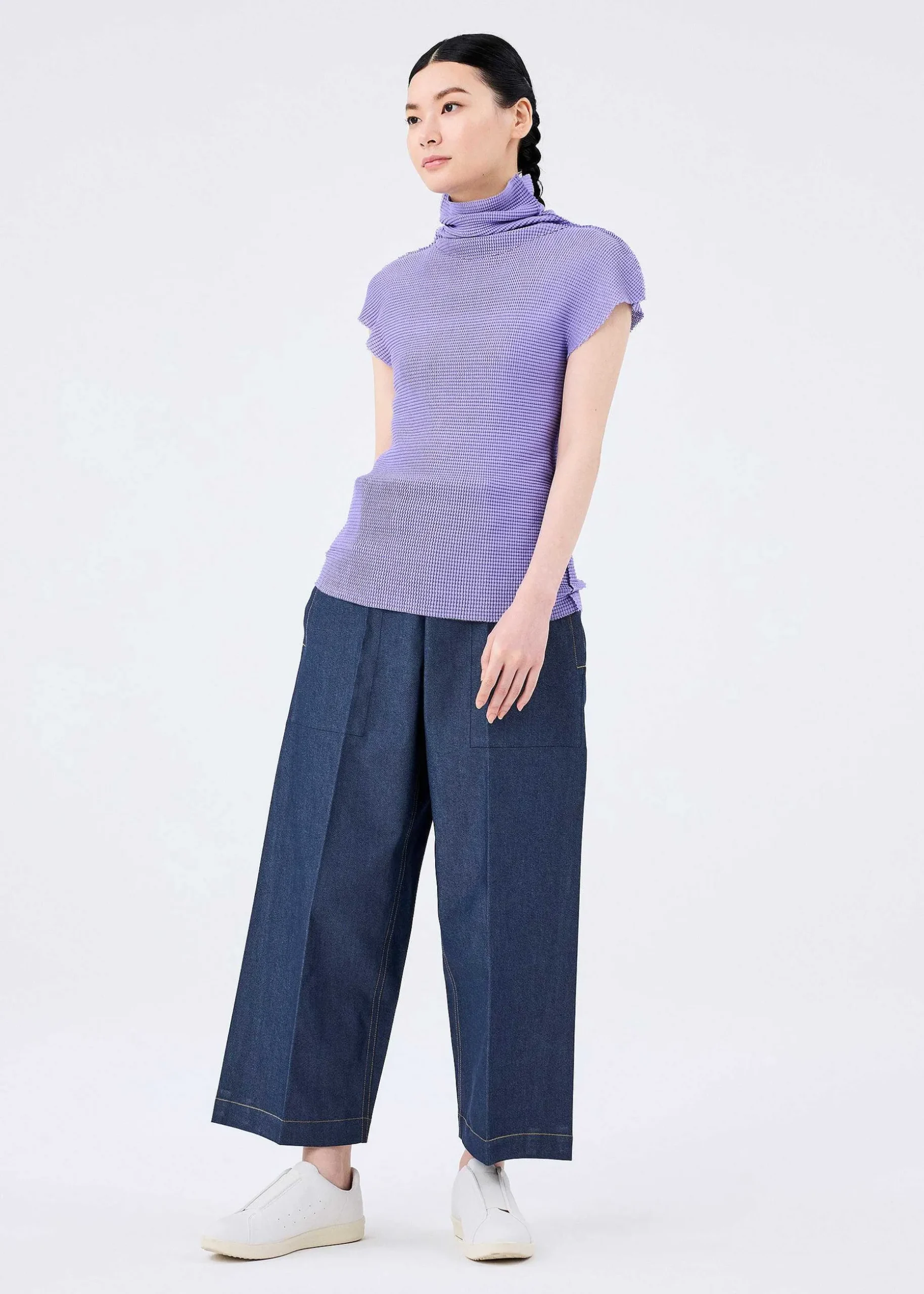 ISSEY MIYAKE Top|Knit Stretch Pleats 1