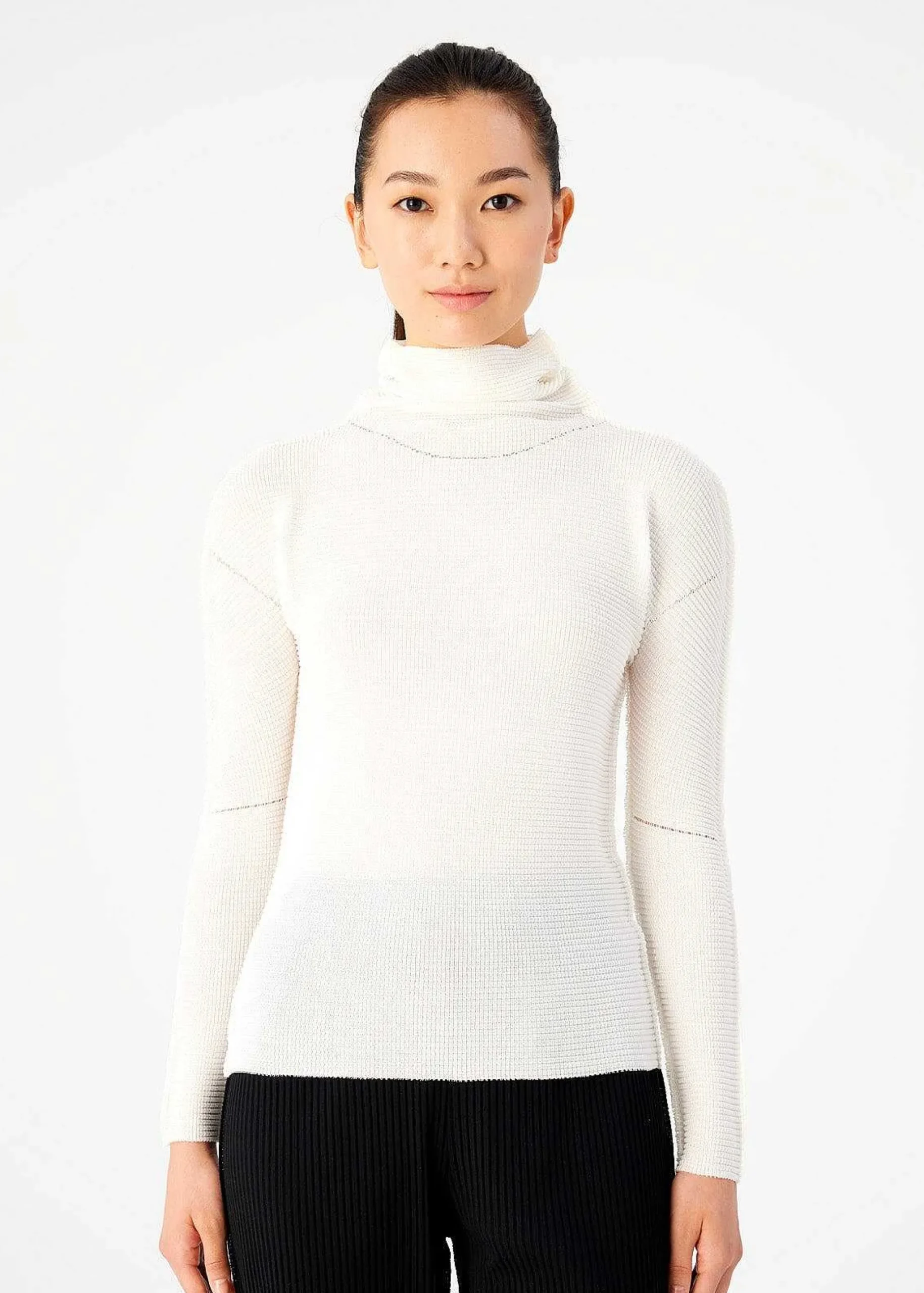 ISSEY MIYAKE Top|Knit Stretch Pleats