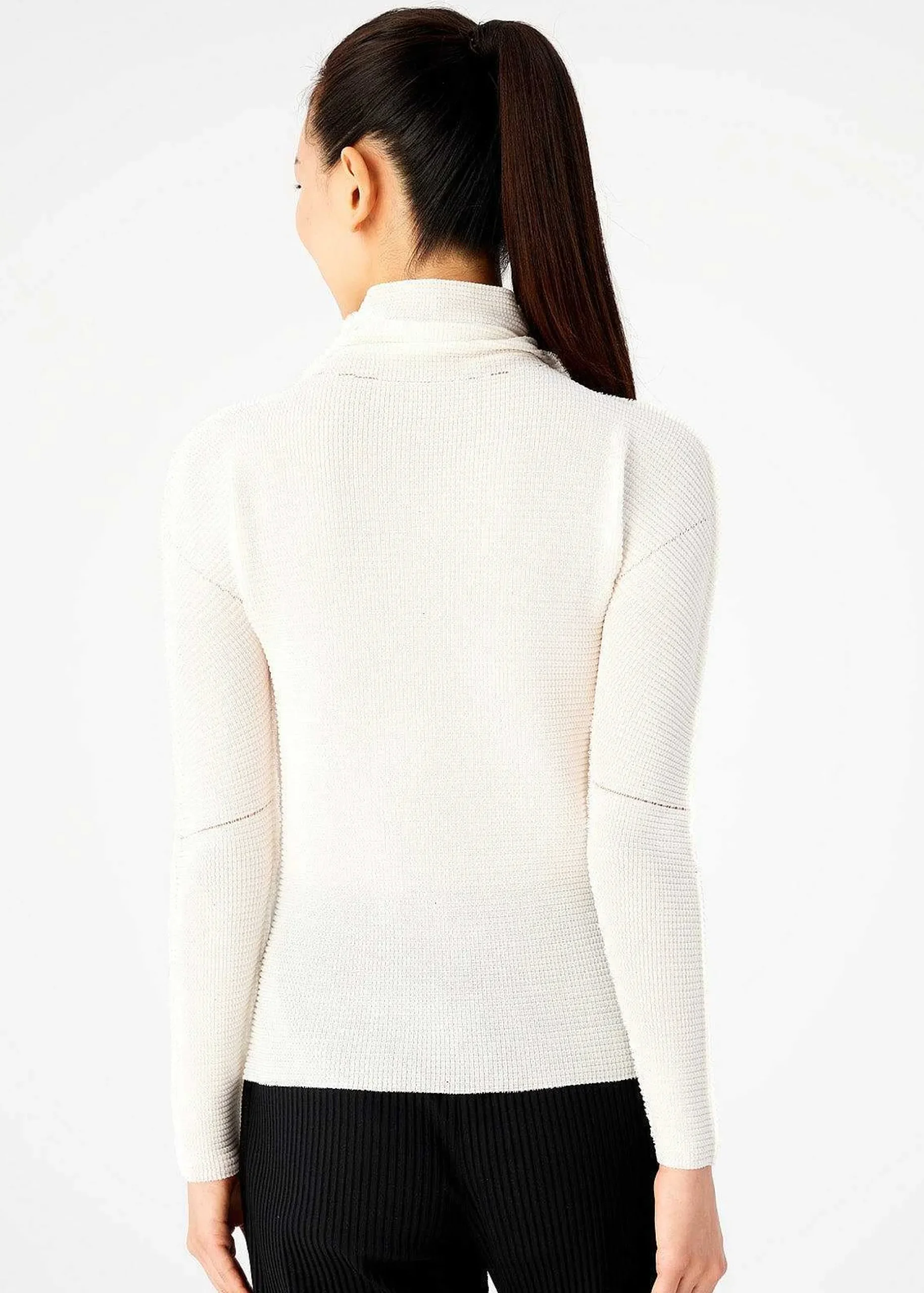 ISSEY MIYAKE Top|Knit Stretch Pleats