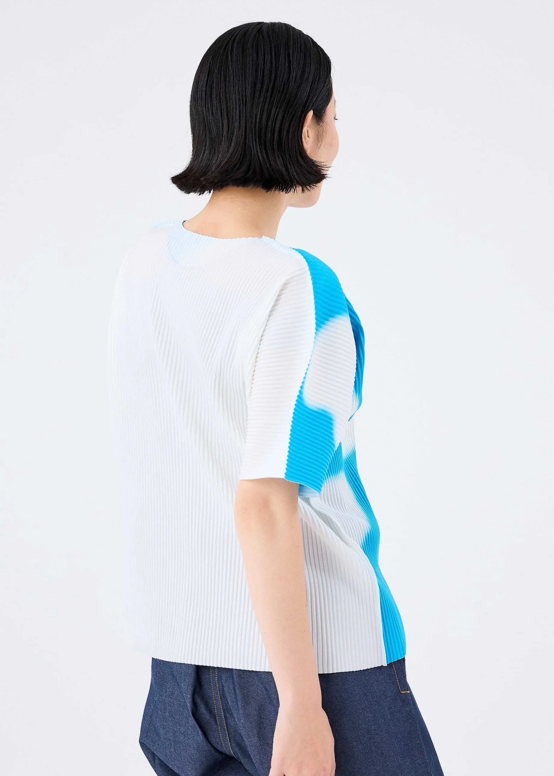 ISSEY MIYAKE Top|Kumo Fine Knit Pleats T