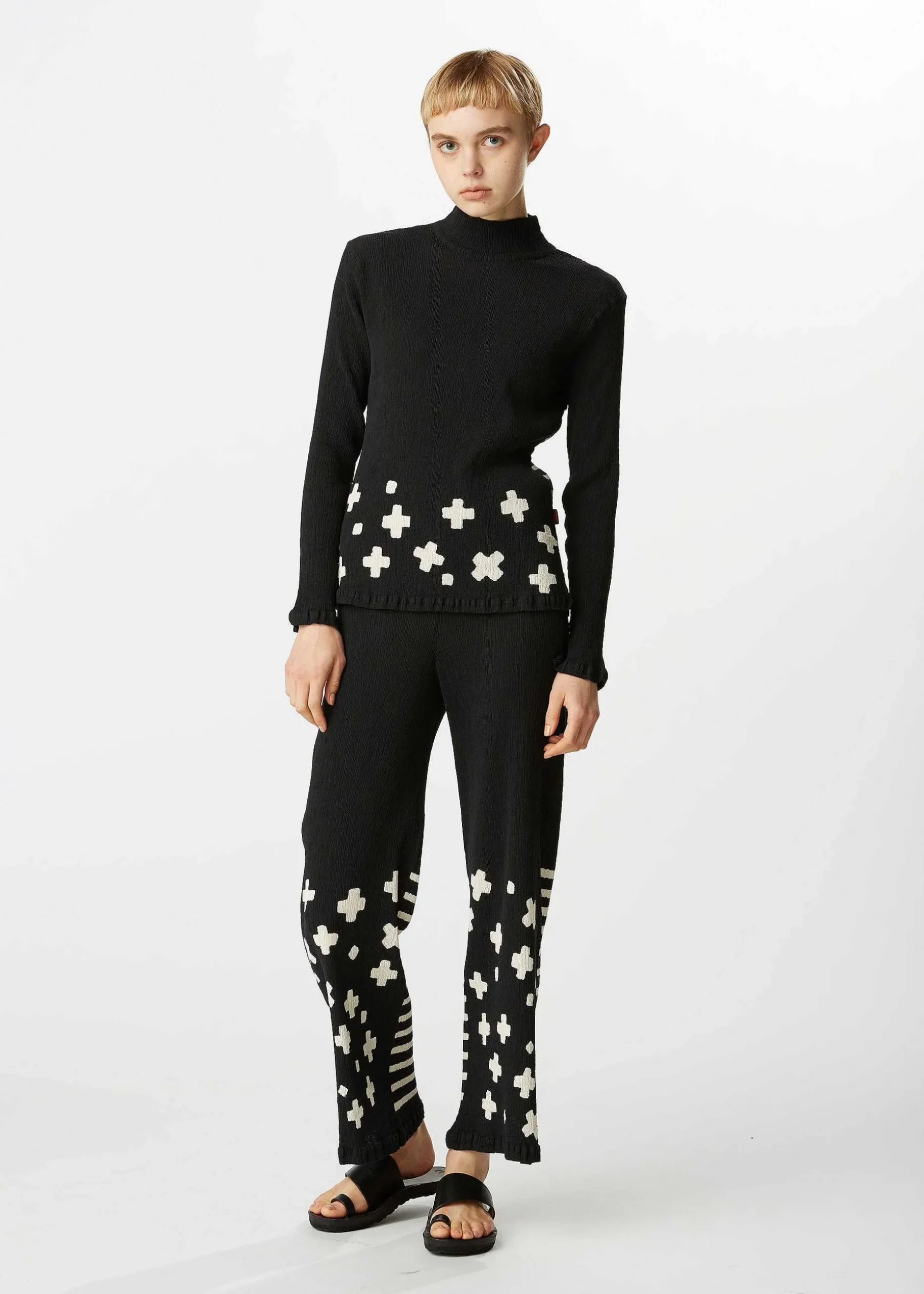 ISSEY MIYAKE Top|Kyo Chijimi Cross Border