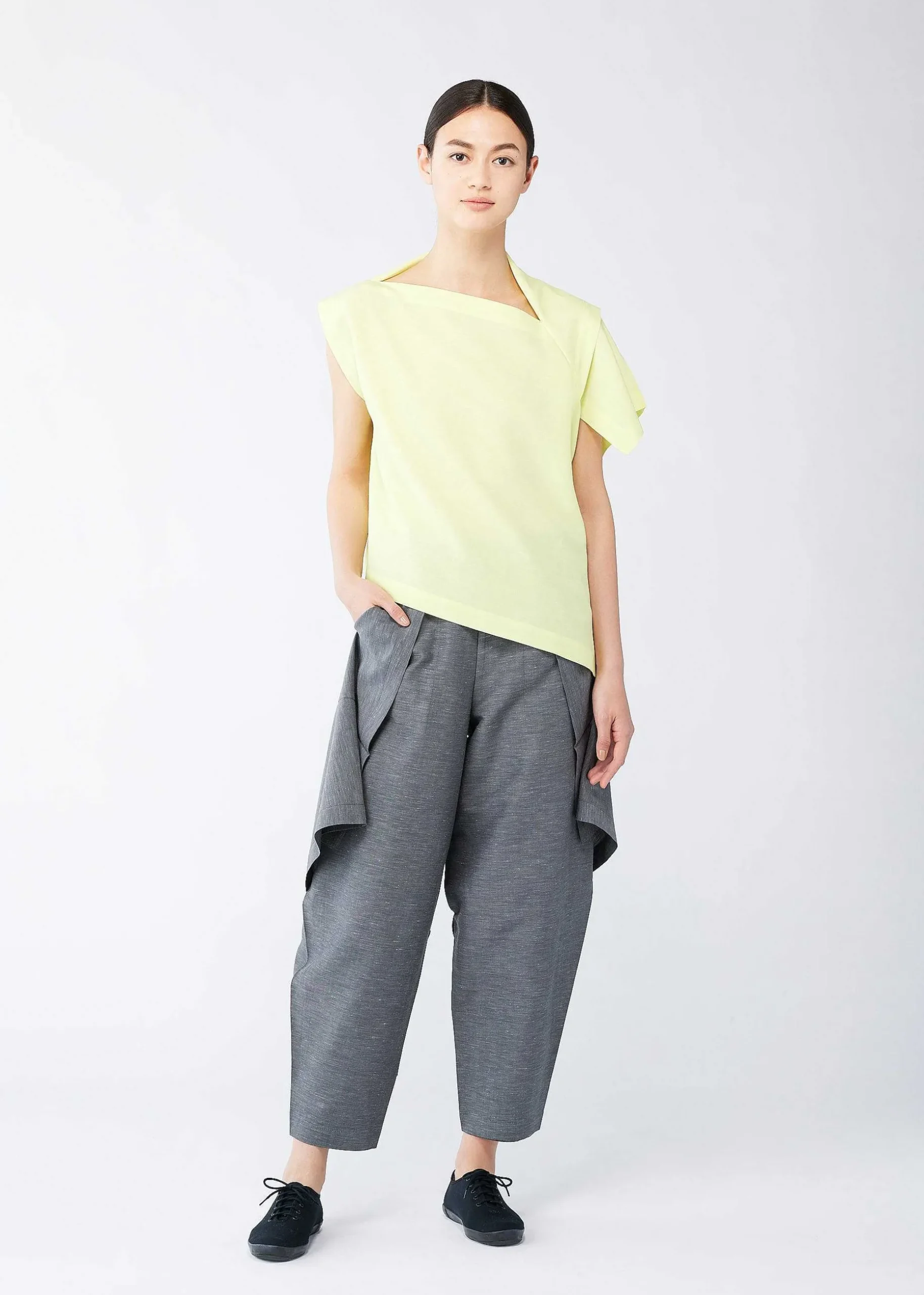 ISSEY MIYAKE Pants|Light Trails Solid