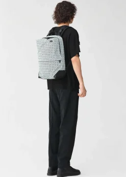 ISSEY MIYAKE Backpack|Liner Light Gray