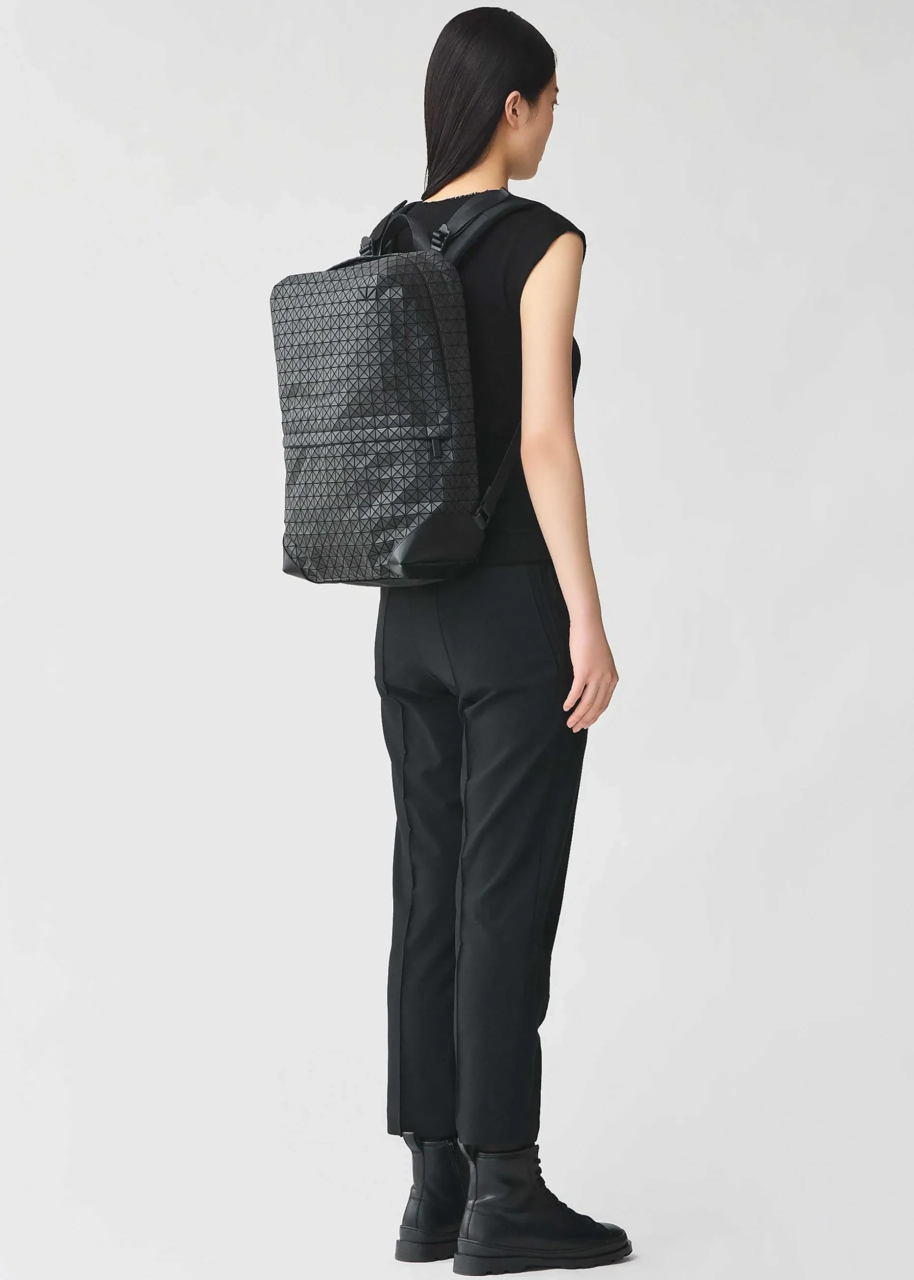 ISSEY MIYAKE Backpack|Liner Matte Black