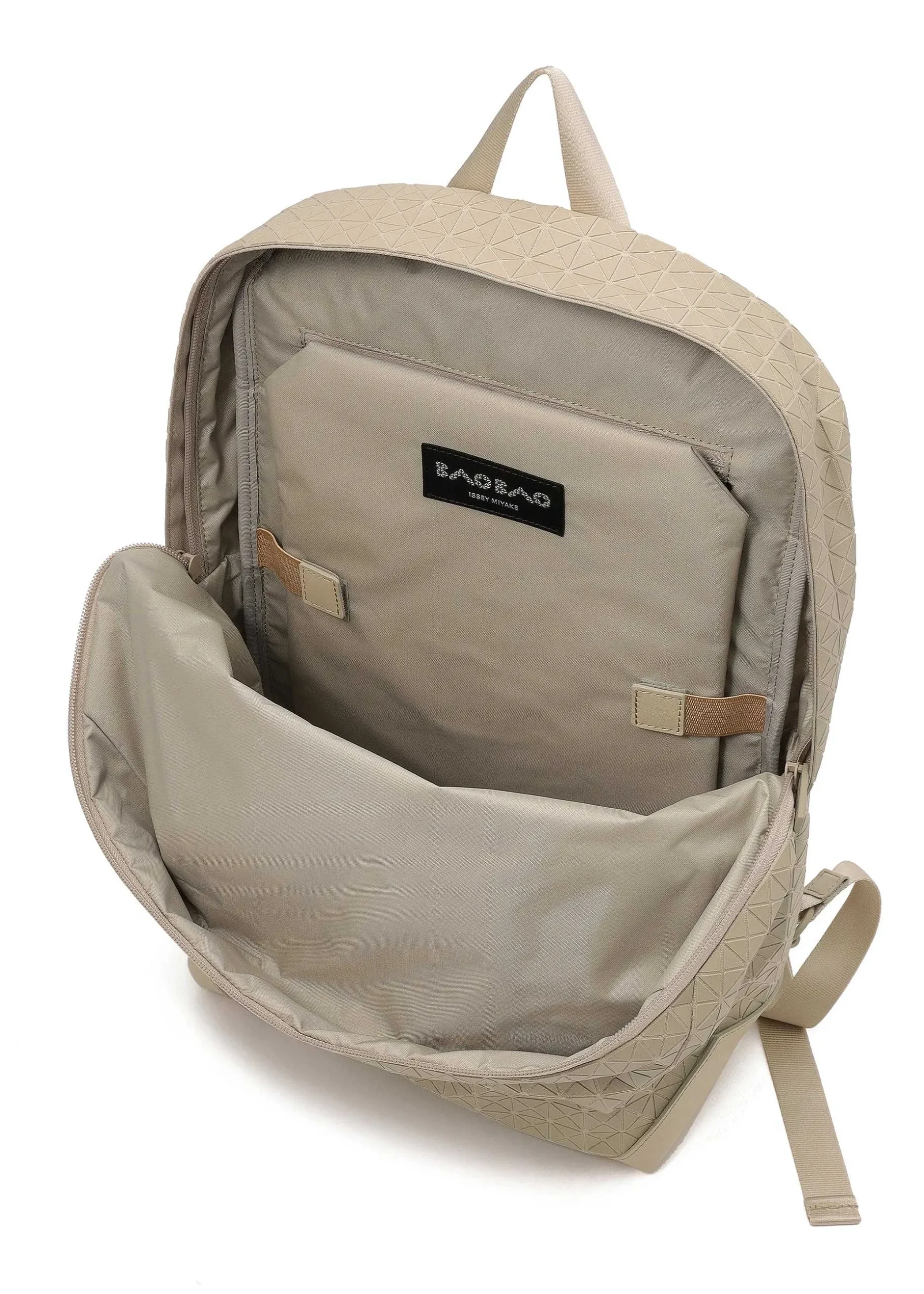 ISSEY MIYAKE Backpack|Liner One-Tone