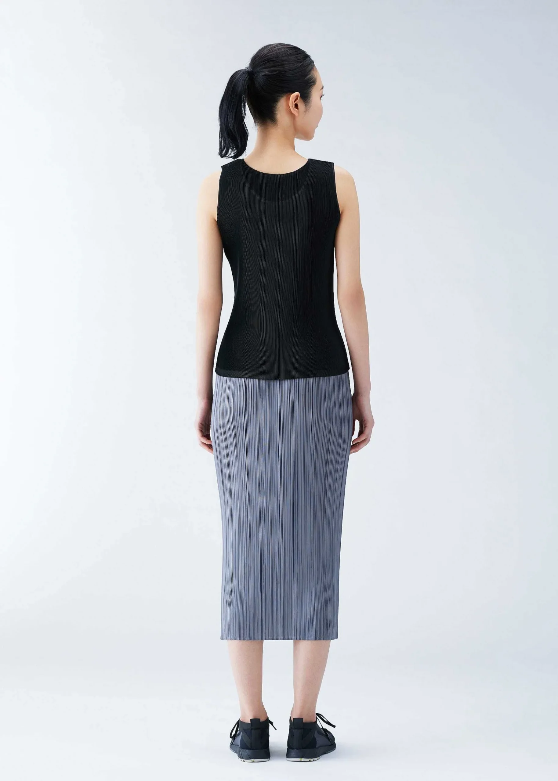 ISSEY MIYAKE Top|Mist Basics Light Gray
