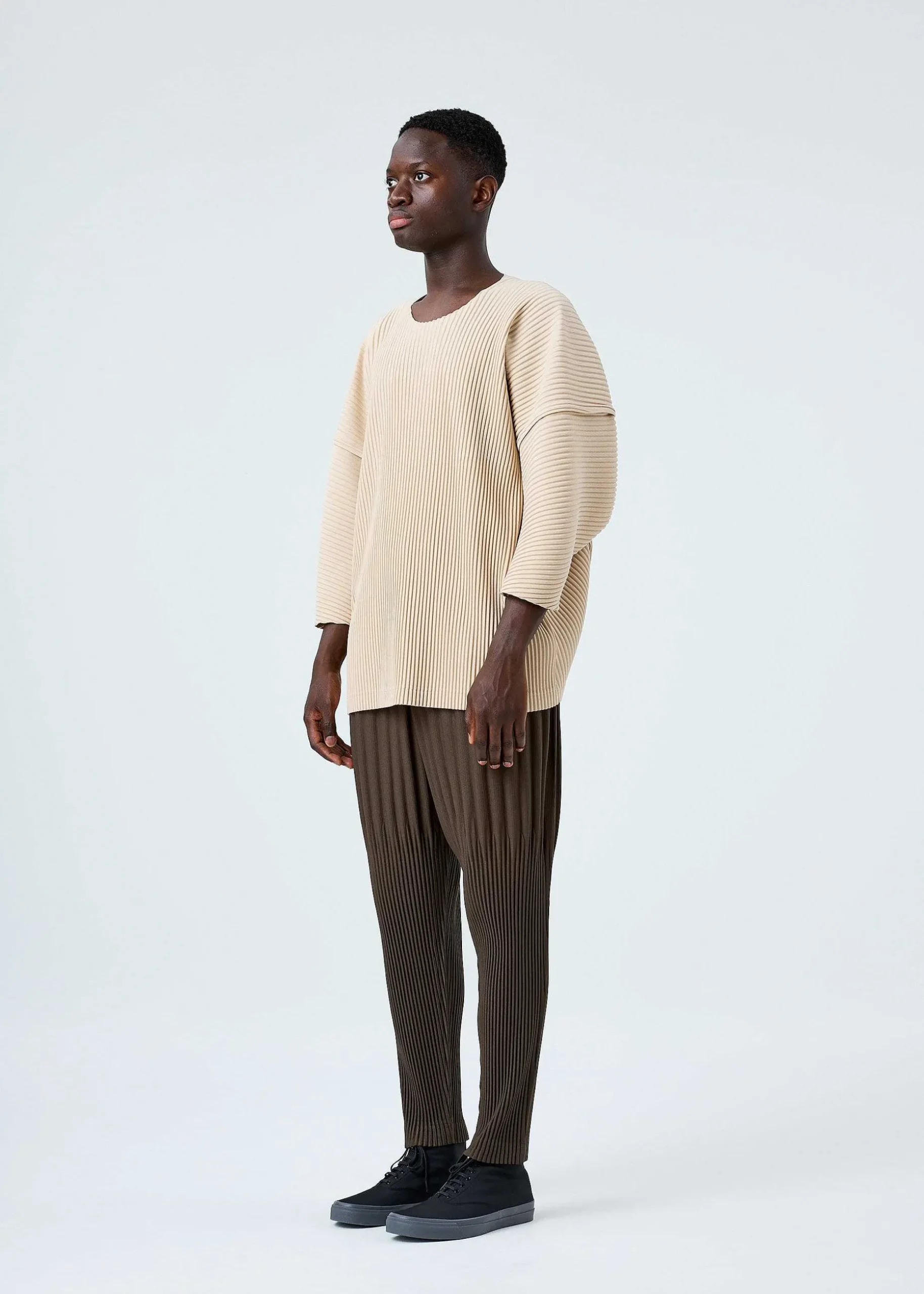 ISSEY MIYAKE Top|Monthly Color April