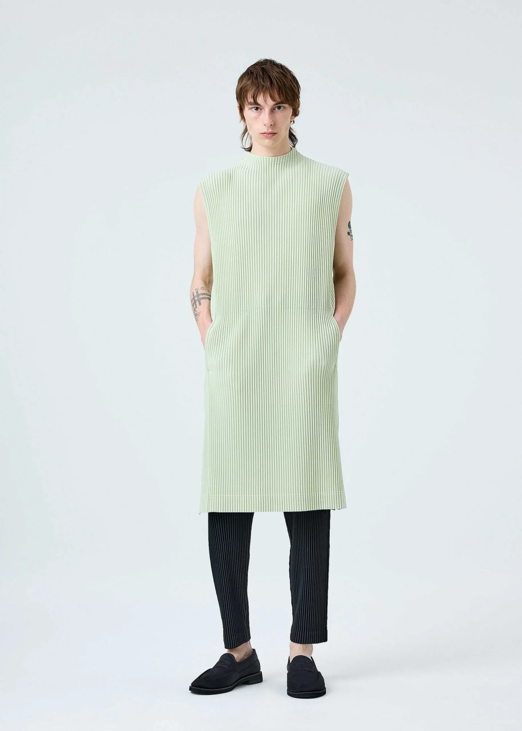 ISSEY MIYAKE Top|Monthly Color April