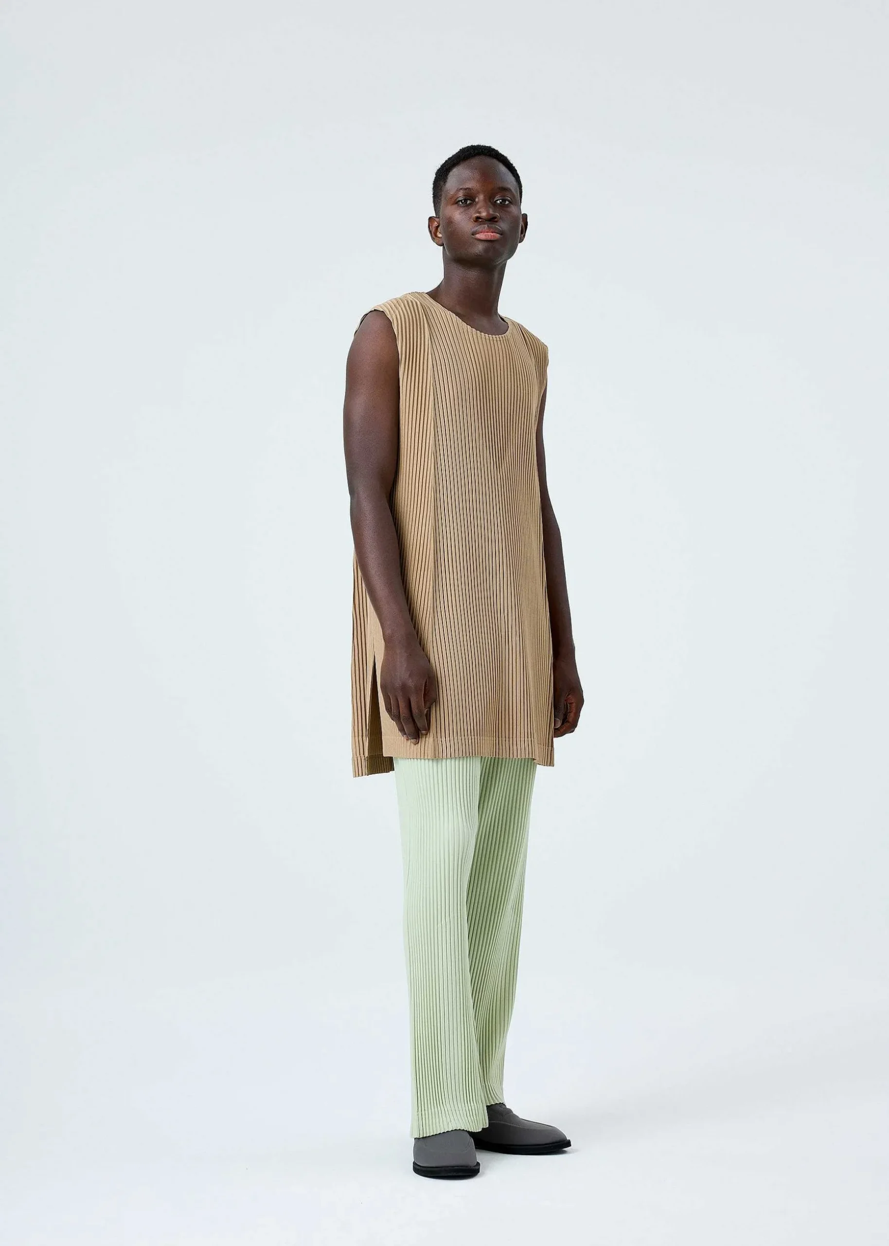 ISSEY MIYAKE Top|Monthly Color February