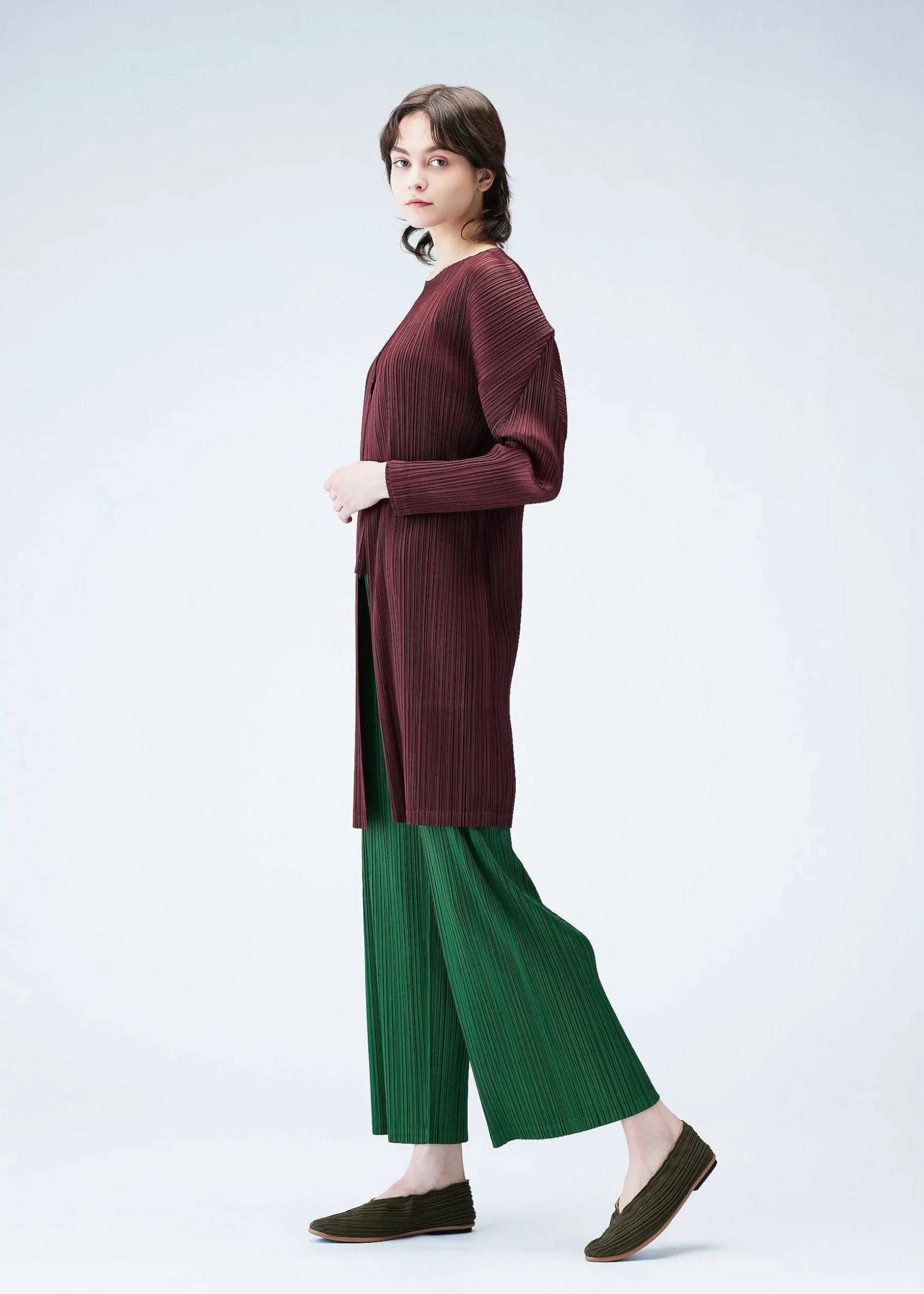 ISSEY MIYAKE Cardigan|Monthly Colors : February