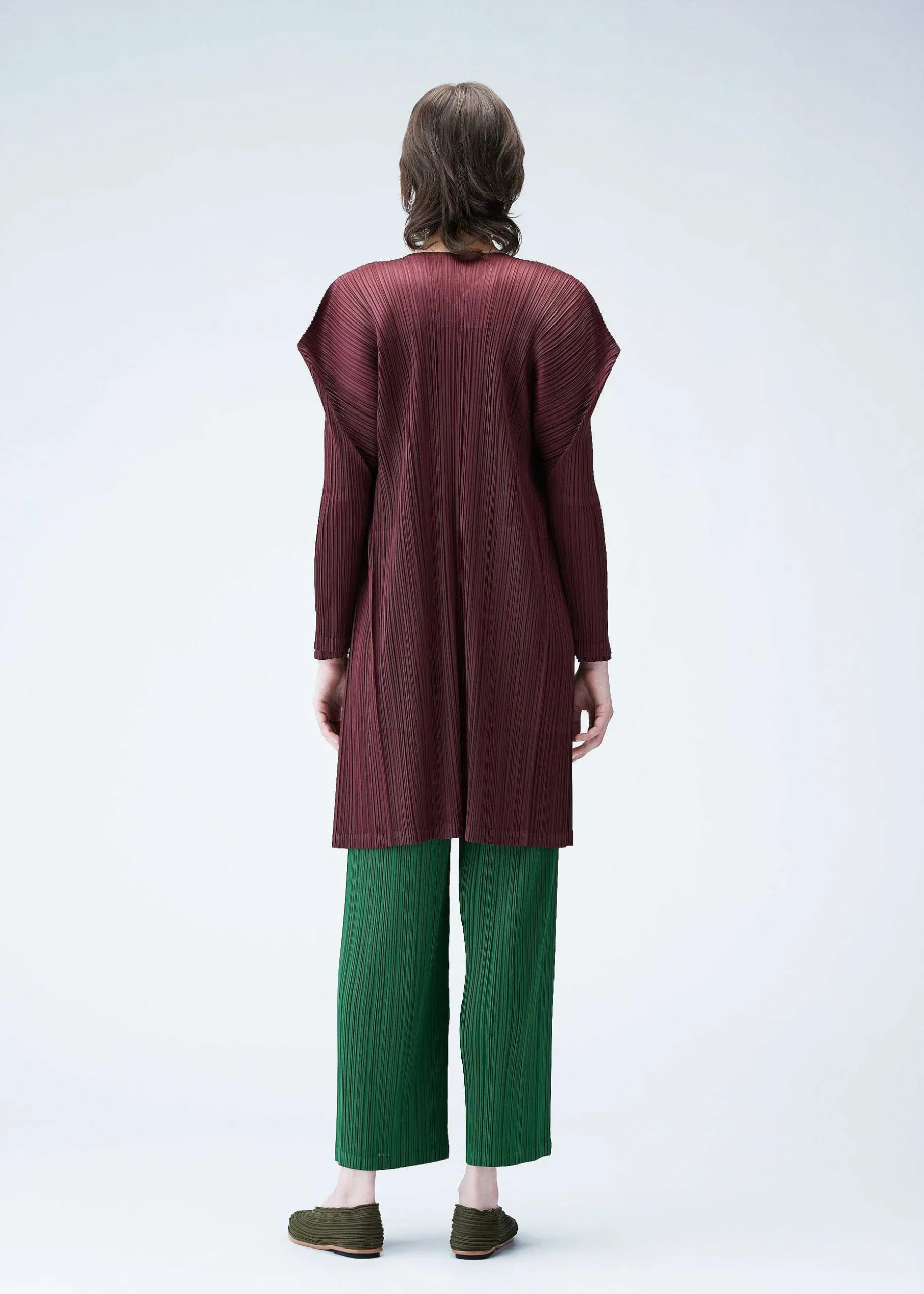 ISSEY MIYAKE Cardigan|Monthly Colors : February