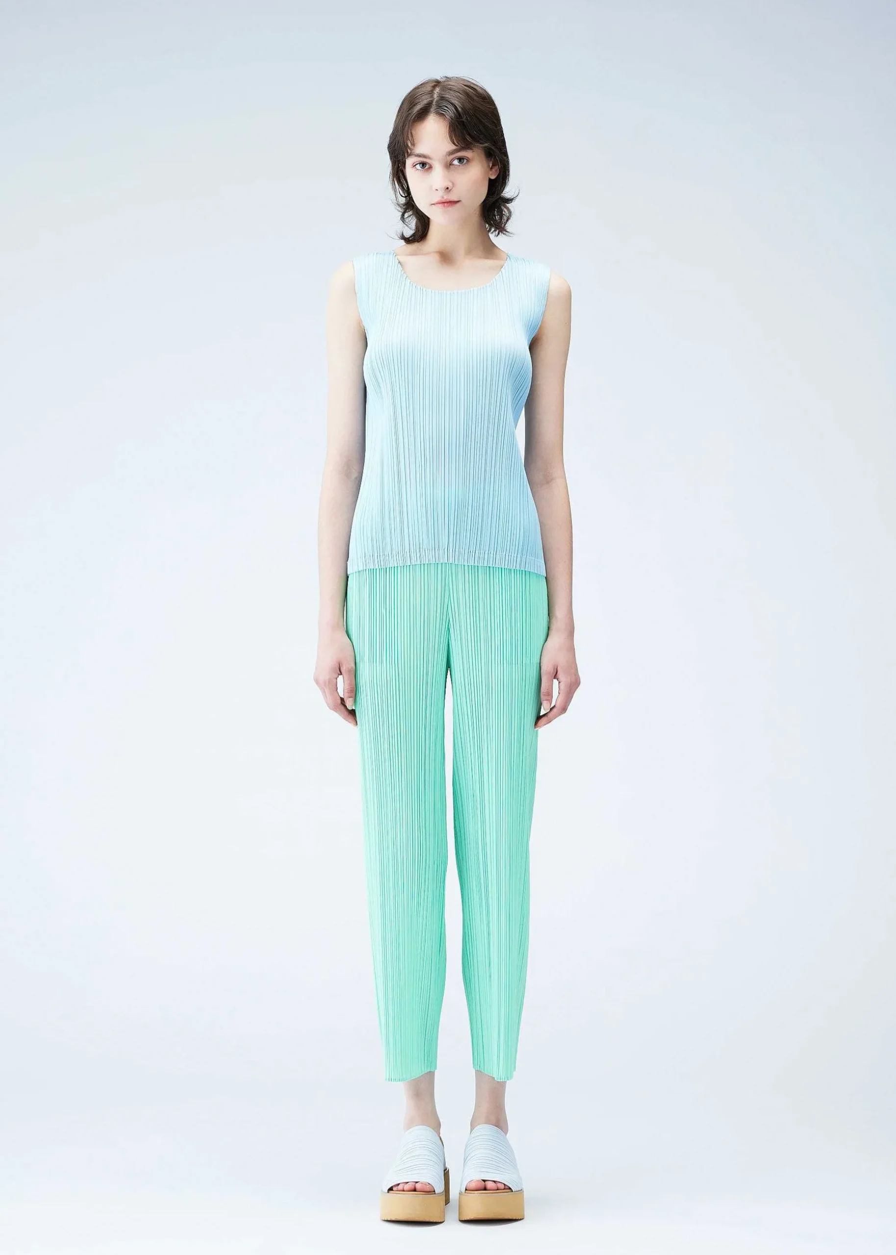 ISSEY MIYAKE Top|Monthly Colors : March