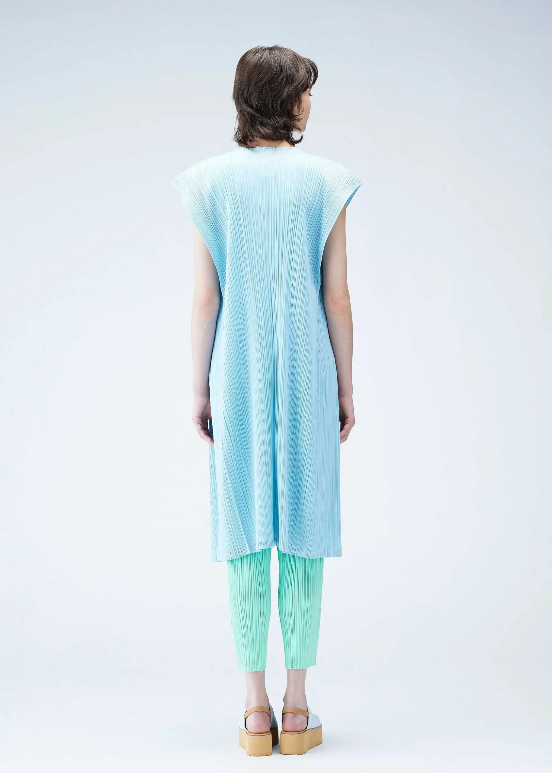 ISSEY MIYAKE Vest|Monthly Colors : March
