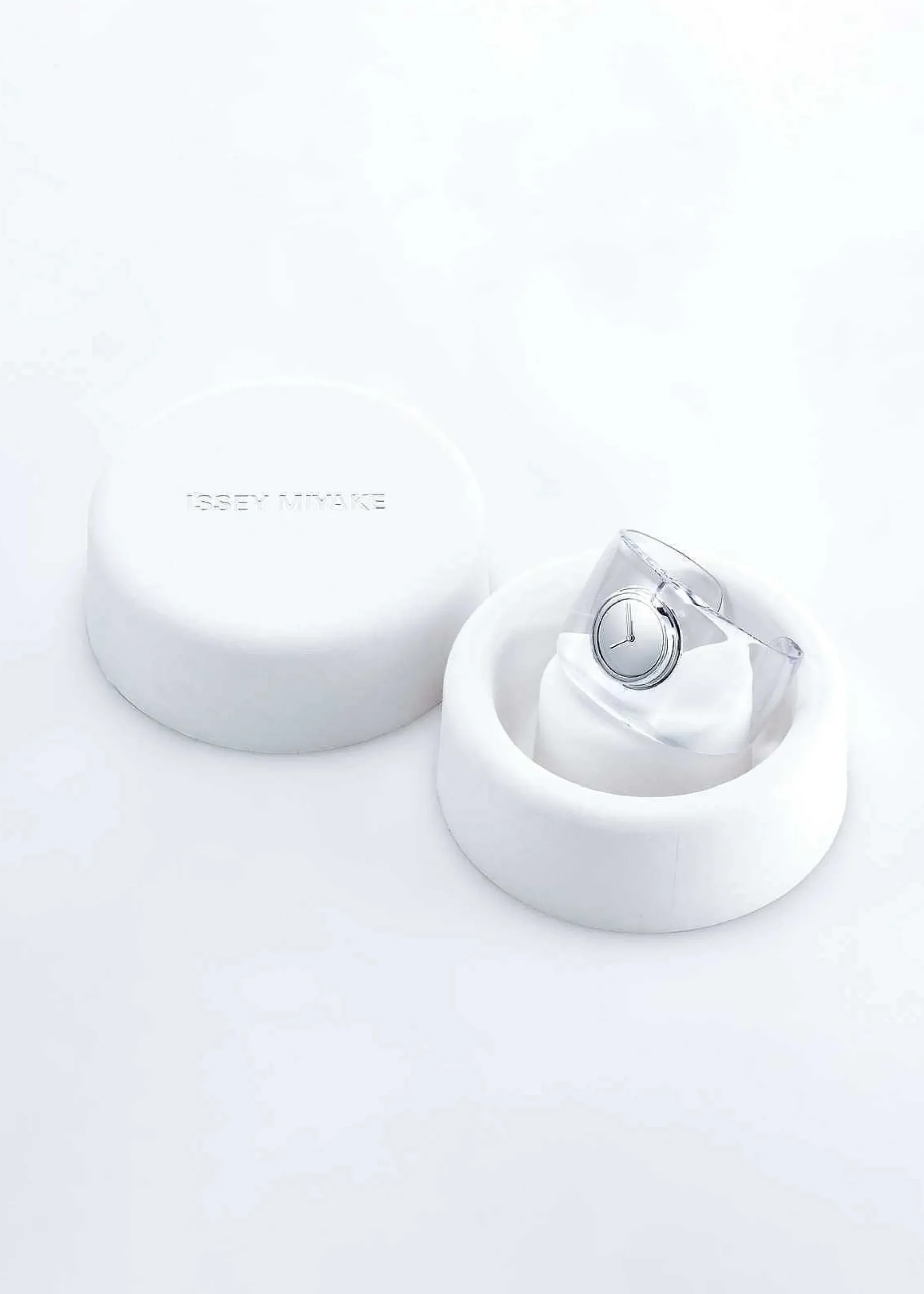 ISSEY MIYAKE Watches|O-Bold Designed By Tokujin Yoshioka Clear