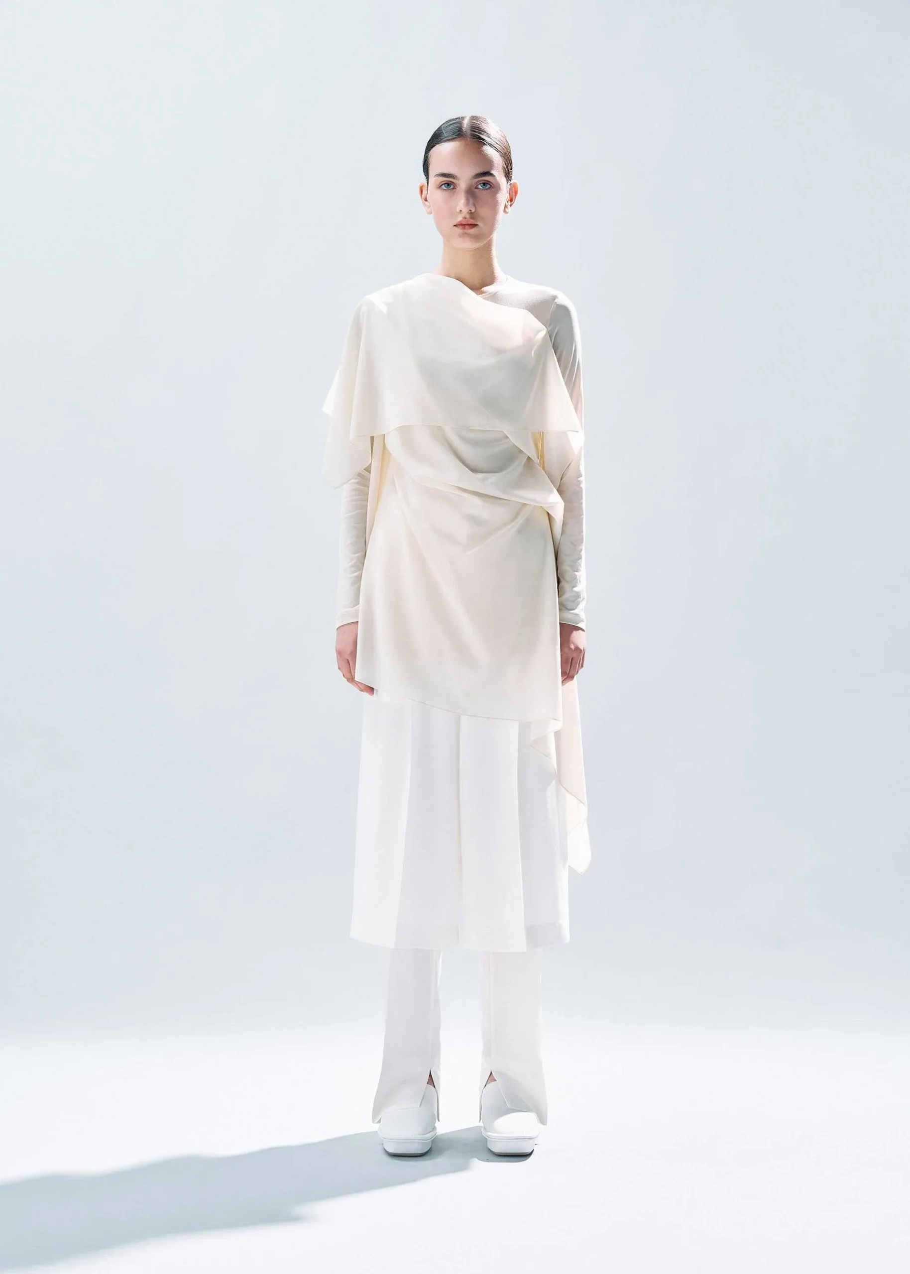 ISSEY MIYAKE Top|Over The Body