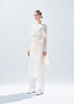 ISSEY MIYAKE Top|Over The Body