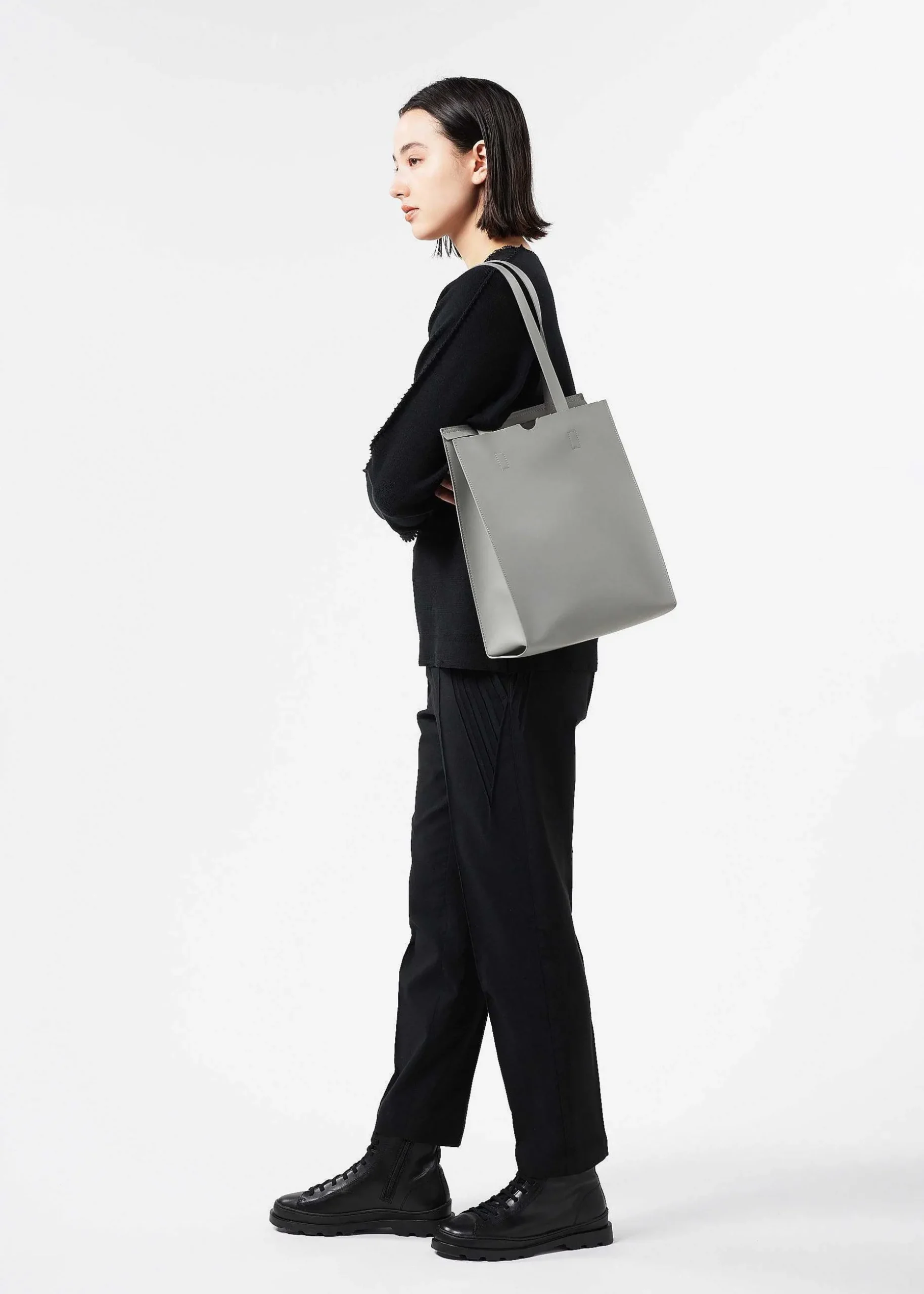ISSEY MIYAKE Tote Bag|Package
