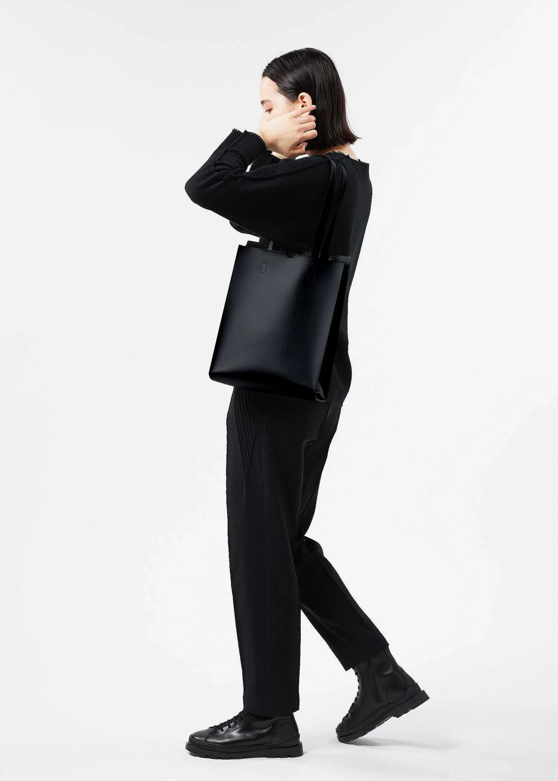 ISSEY MIYAKE Tote Bag|Package
