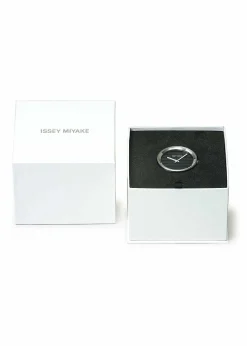 ISSEY MIYAKE Watches|Please Designed By Jasper Morrison