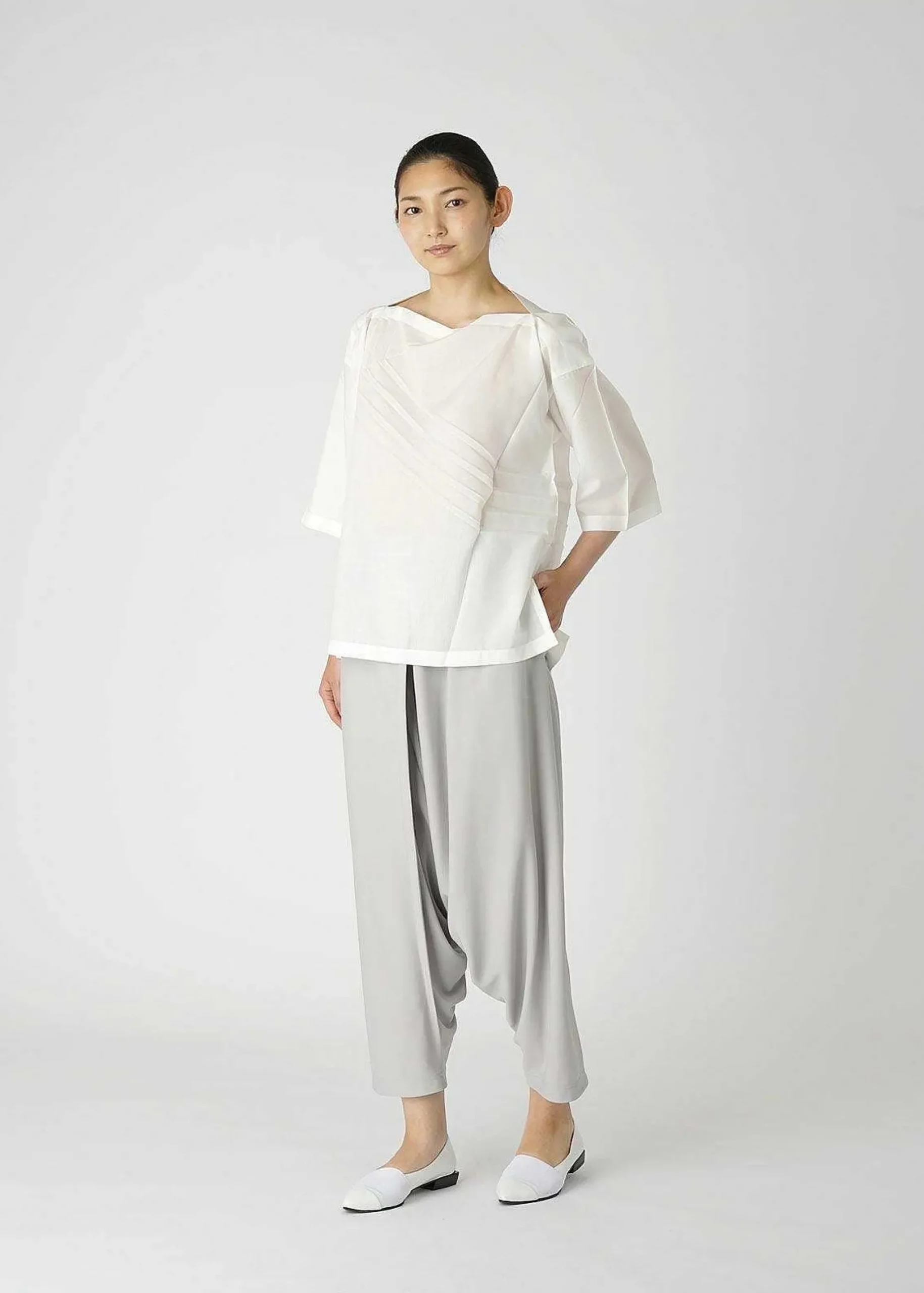 ISSEY MIYAKE Top|Pleats T Basic