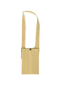 ISSEY MIYAKE Shoulder Bag|Pocket 1