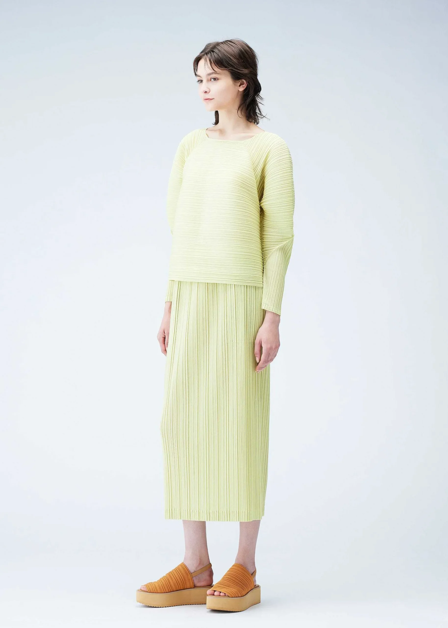 ISSEY MIYAKE Top|Ramie Pleats