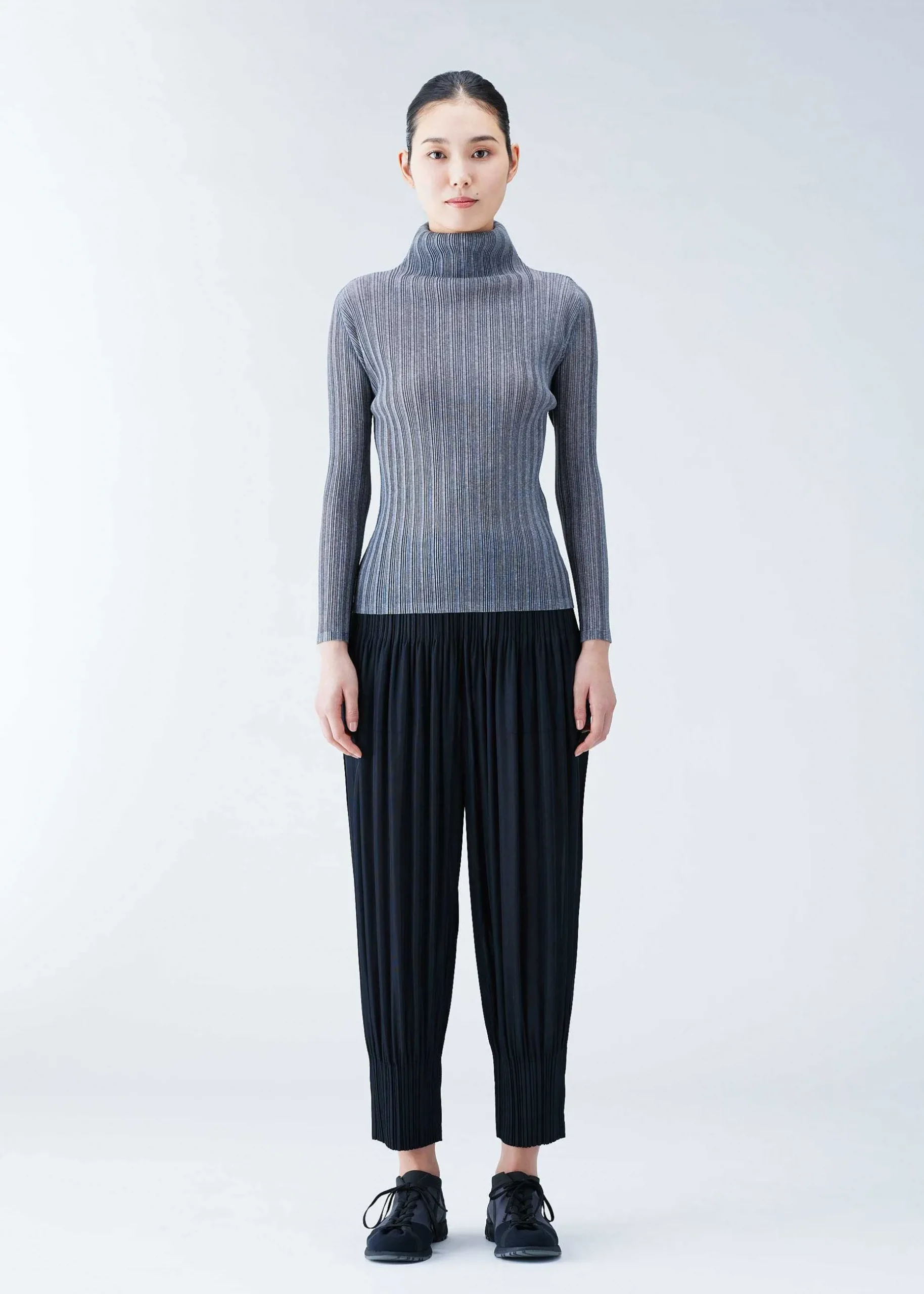 ISSEY MIYAKE Top|Rib Pleats Basics Light Gray
