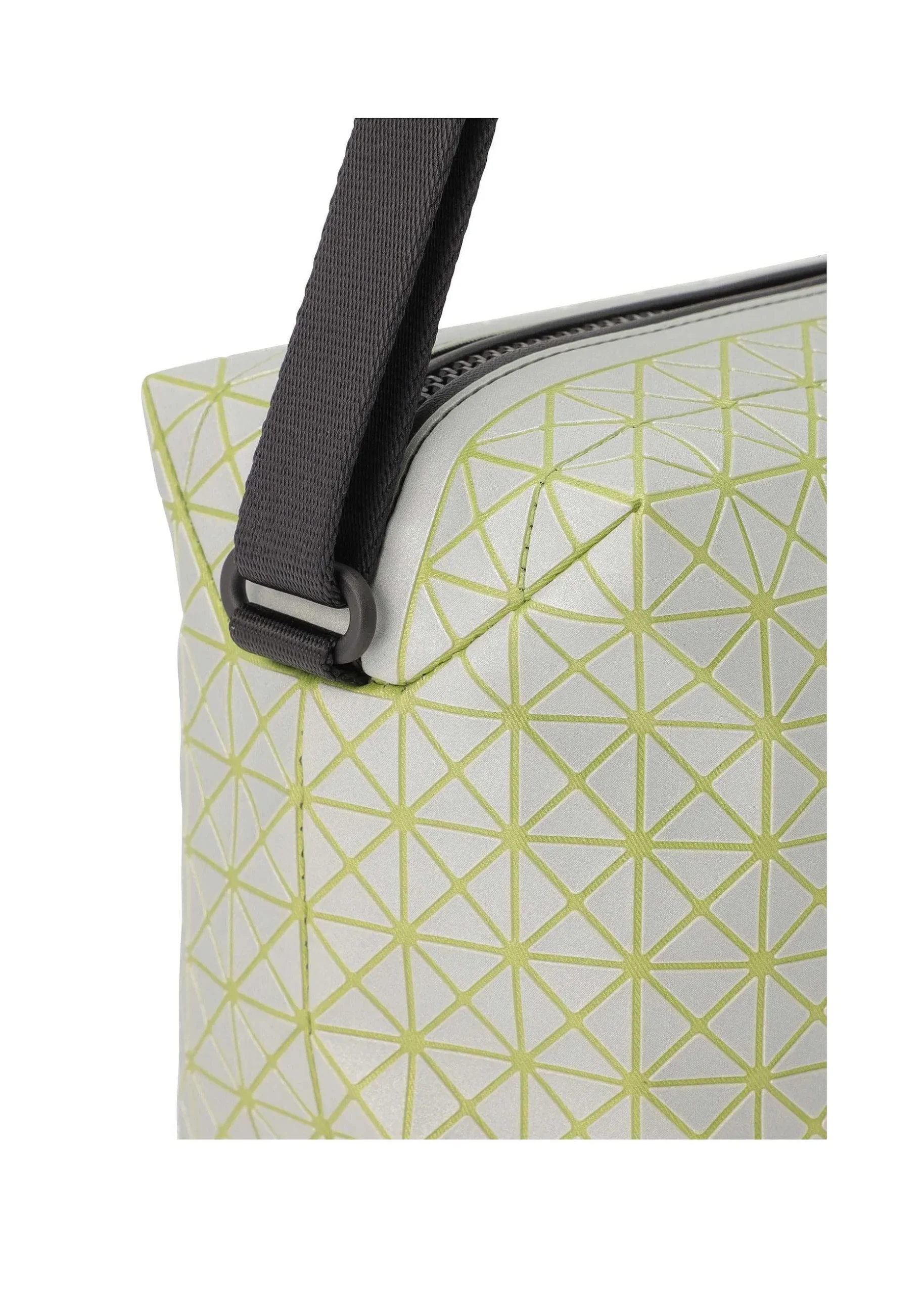 ISSEY MIYAKE Shoulder Bag|Saddle Bag Reflector