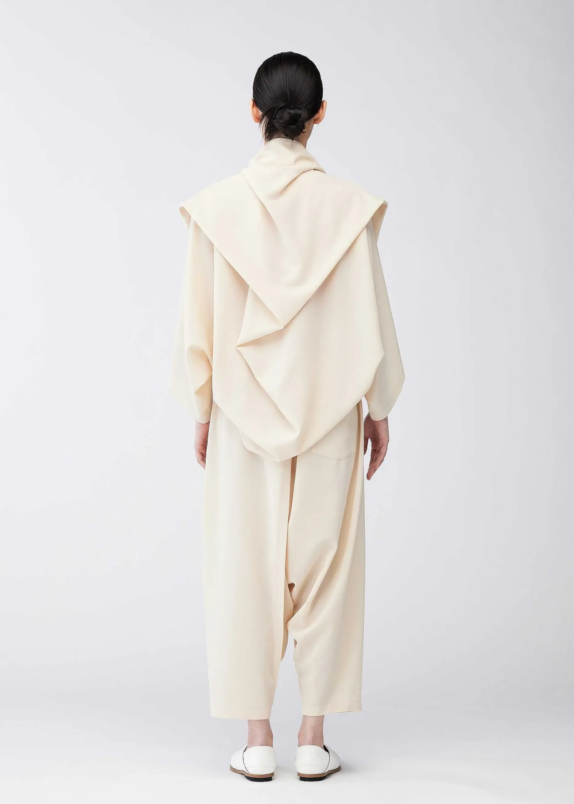 ISSEY MIYAKE Shirts|Seamless