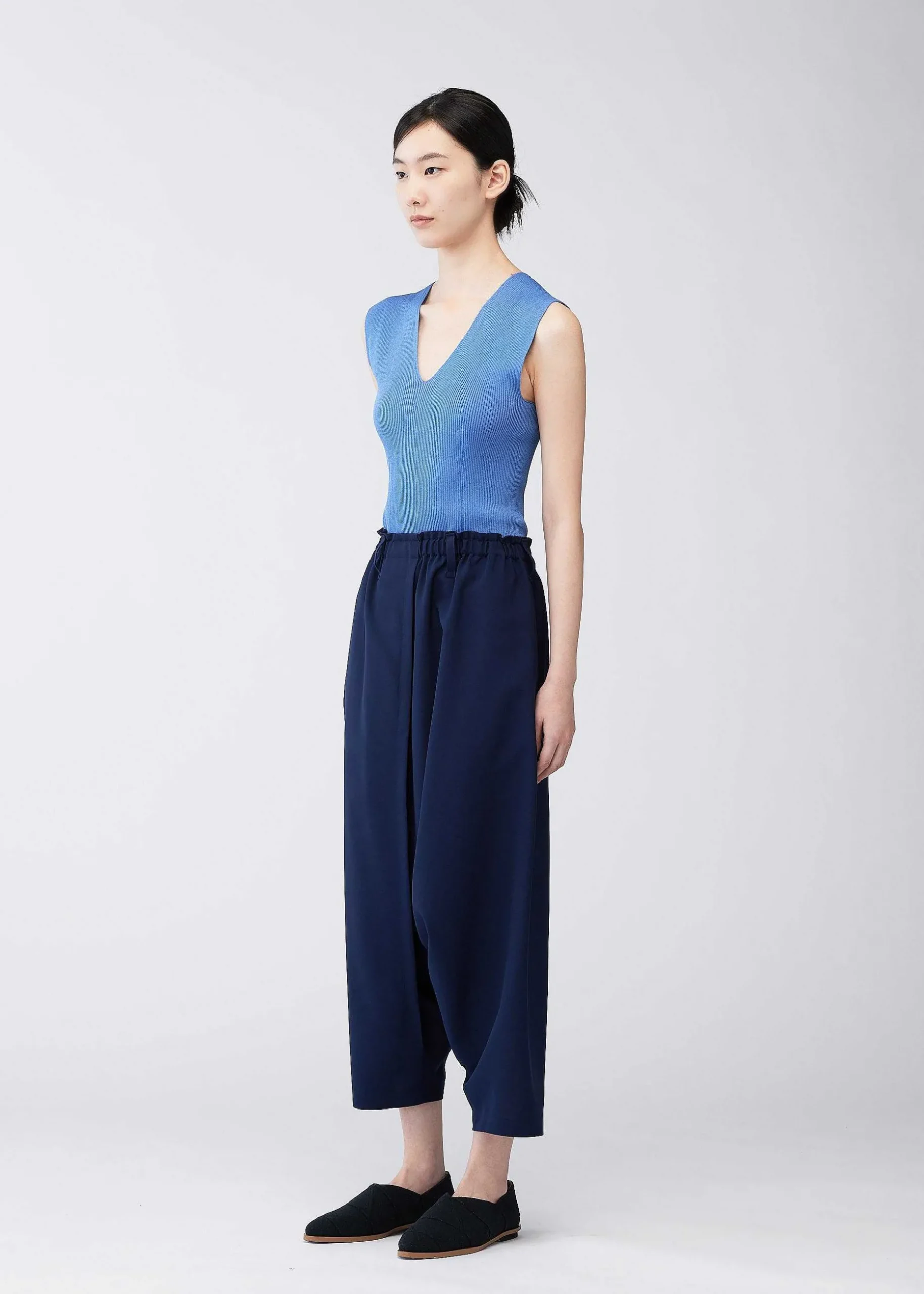 ISSEY MIYAKE Pants|Seamless