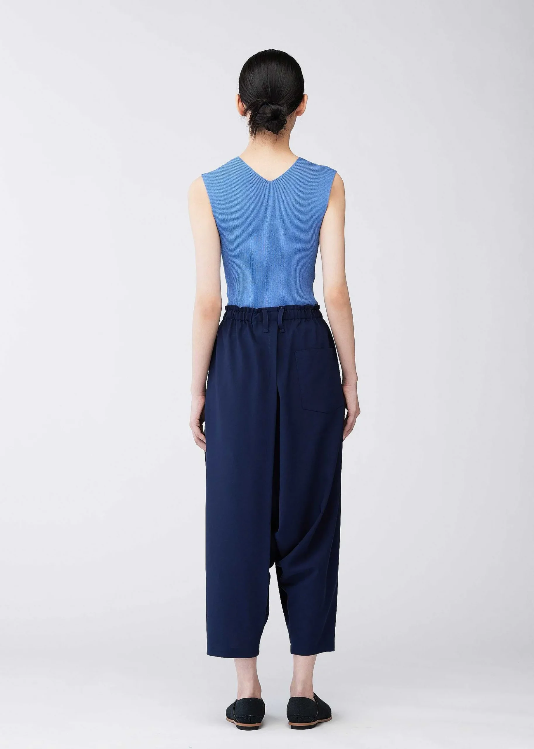 ISSEY MIYAKE Pants|Seamless