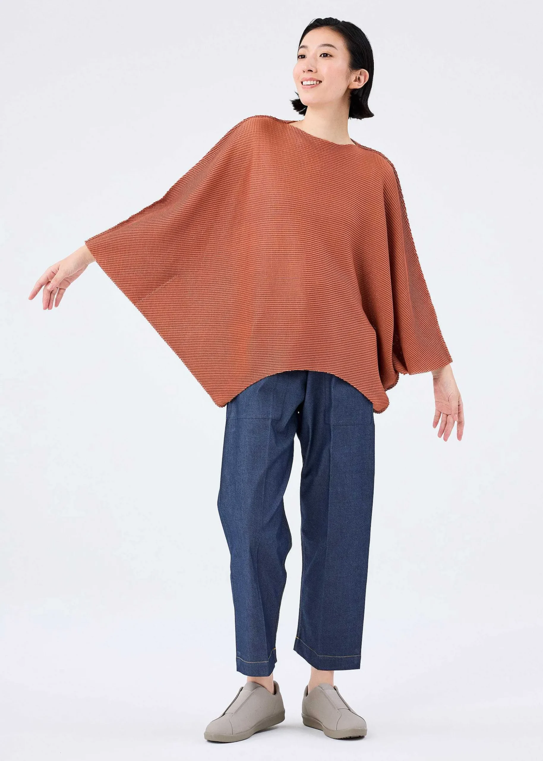 ISSEY MIYAKE Top|Sector Knit Stretch Pleats