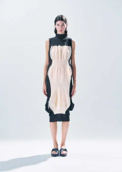 ISSEY MIYAKE Knitwear|Shaped Nude