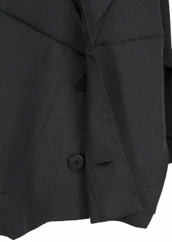 ISSEY MIYAKE Jackets & Blazers|132 5. Solid Black