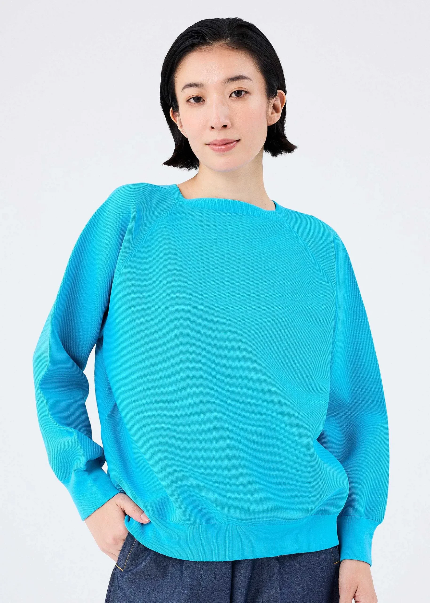 ISSEY MIYAKE Top|Solid Knit