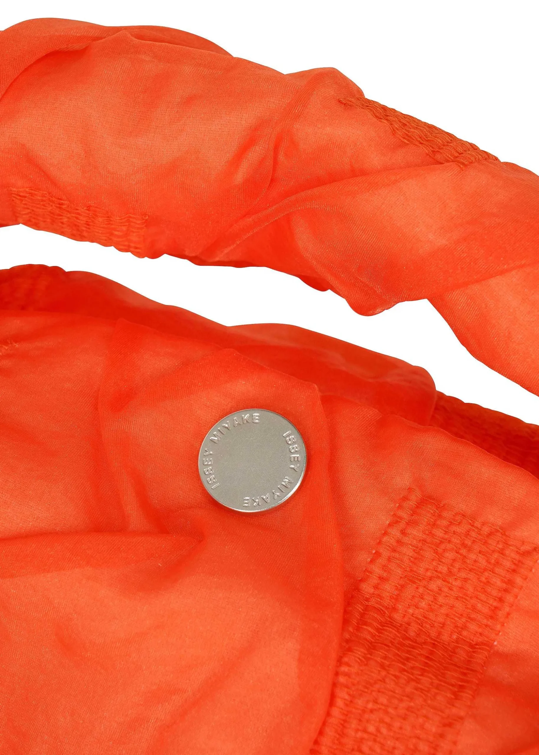 ISSEY MIYAKE Handbag|Square Crumpled